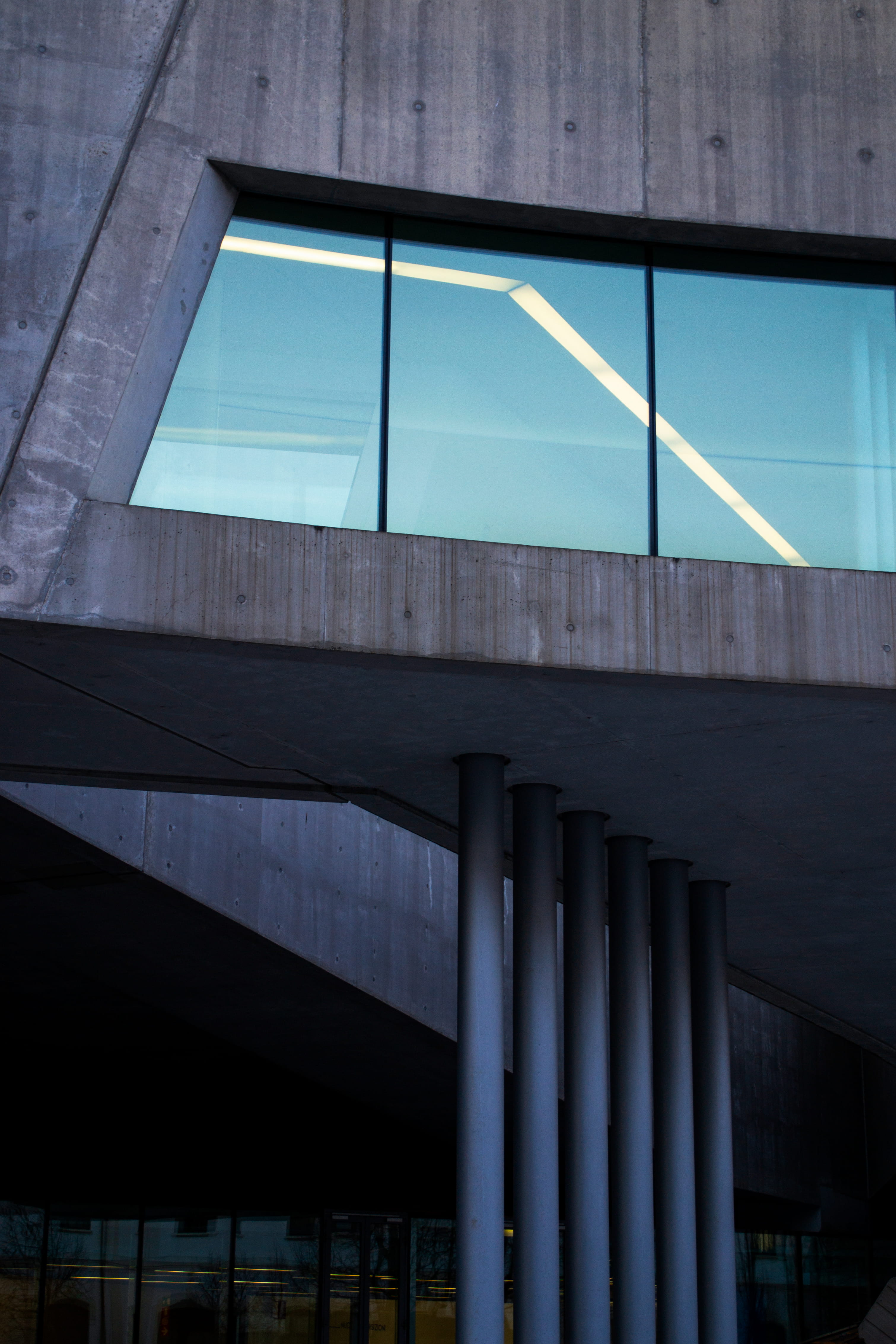 italy, blue, architecture, maxxi, 4K, bridge, pillar, reflection, building, sunlight, pergola, column, no people, sky, way, glass - material, building exterior, Phone HD Wallpaper