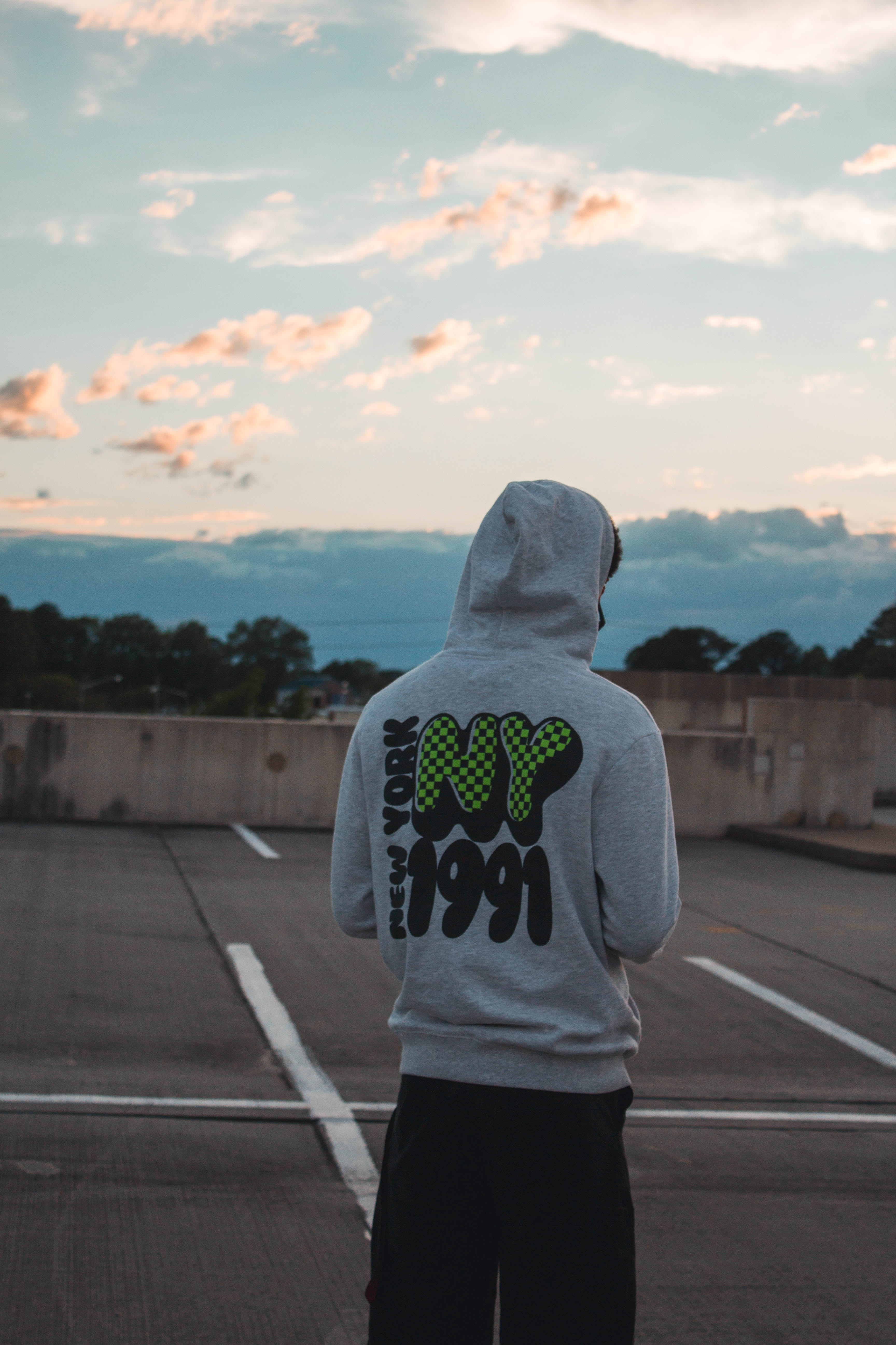 parking lot, 5K, black, view, adult, hoodie, daylight, leisure activity, casual clothing, lot, hoody sweater, pants, outdoors, nature, symbol, Phone HD Wallpaper