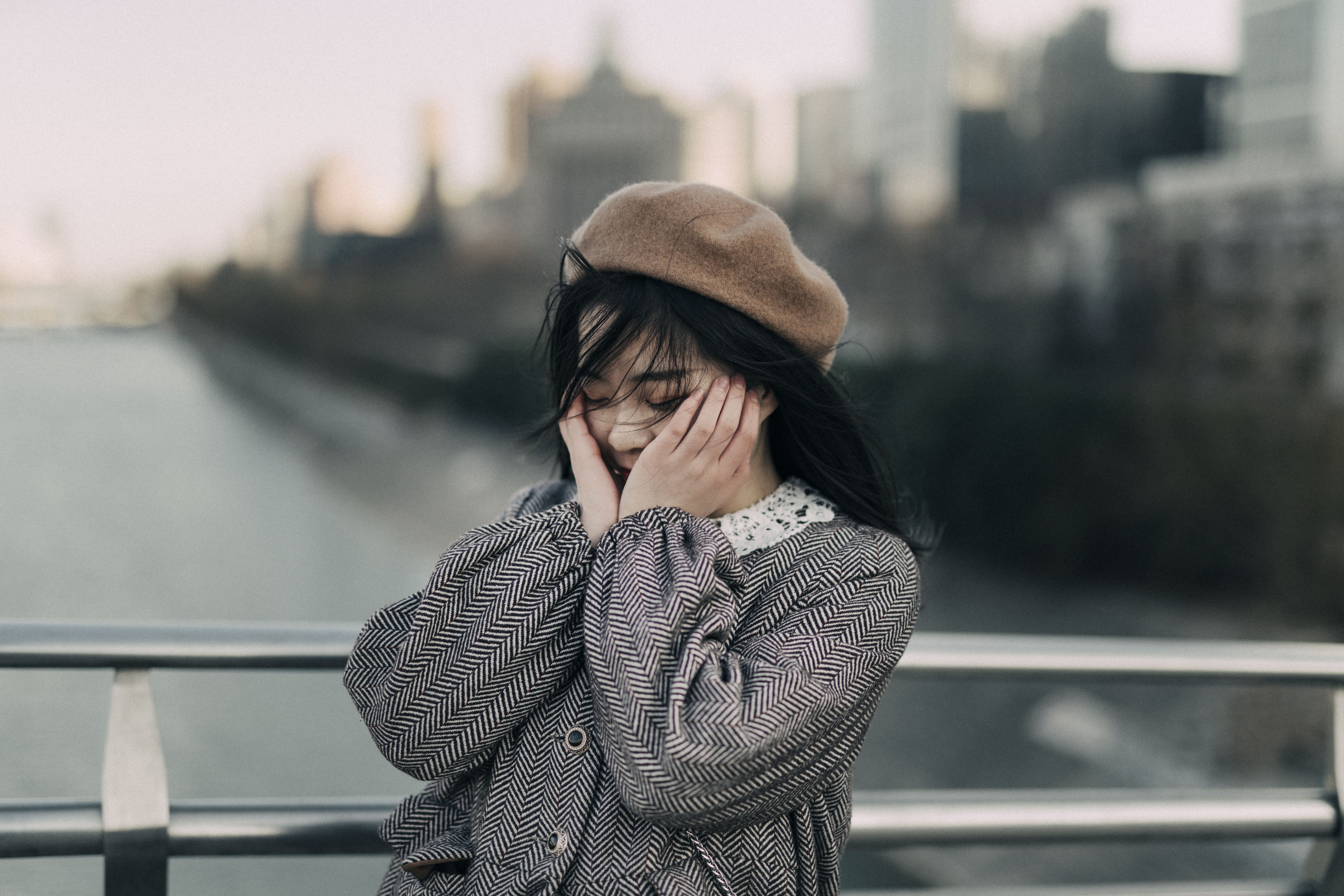 sweater, hair, hood, young adult, focus, top, selective, cap, beanie, banister, hairstyle, bonnet, building exterior, photo, focus on foreground, front view, HD Wallpaper
