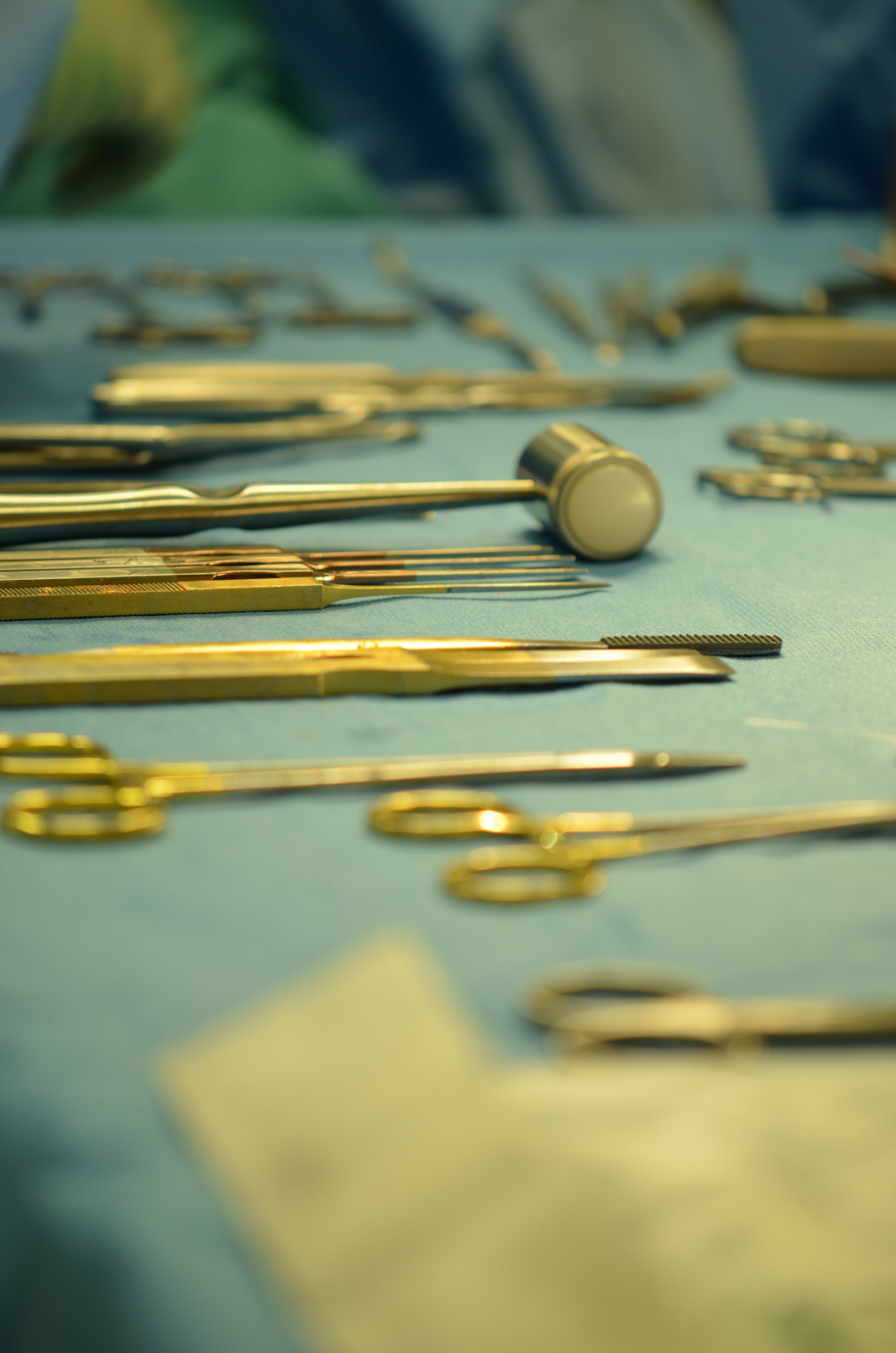 kitchen utensil, health, leisure activity, sport, surgeon, arts culture and entertainment, selective focus, metal, indoors, instruments, coin, large group of objects, Phone HD Wallpaper