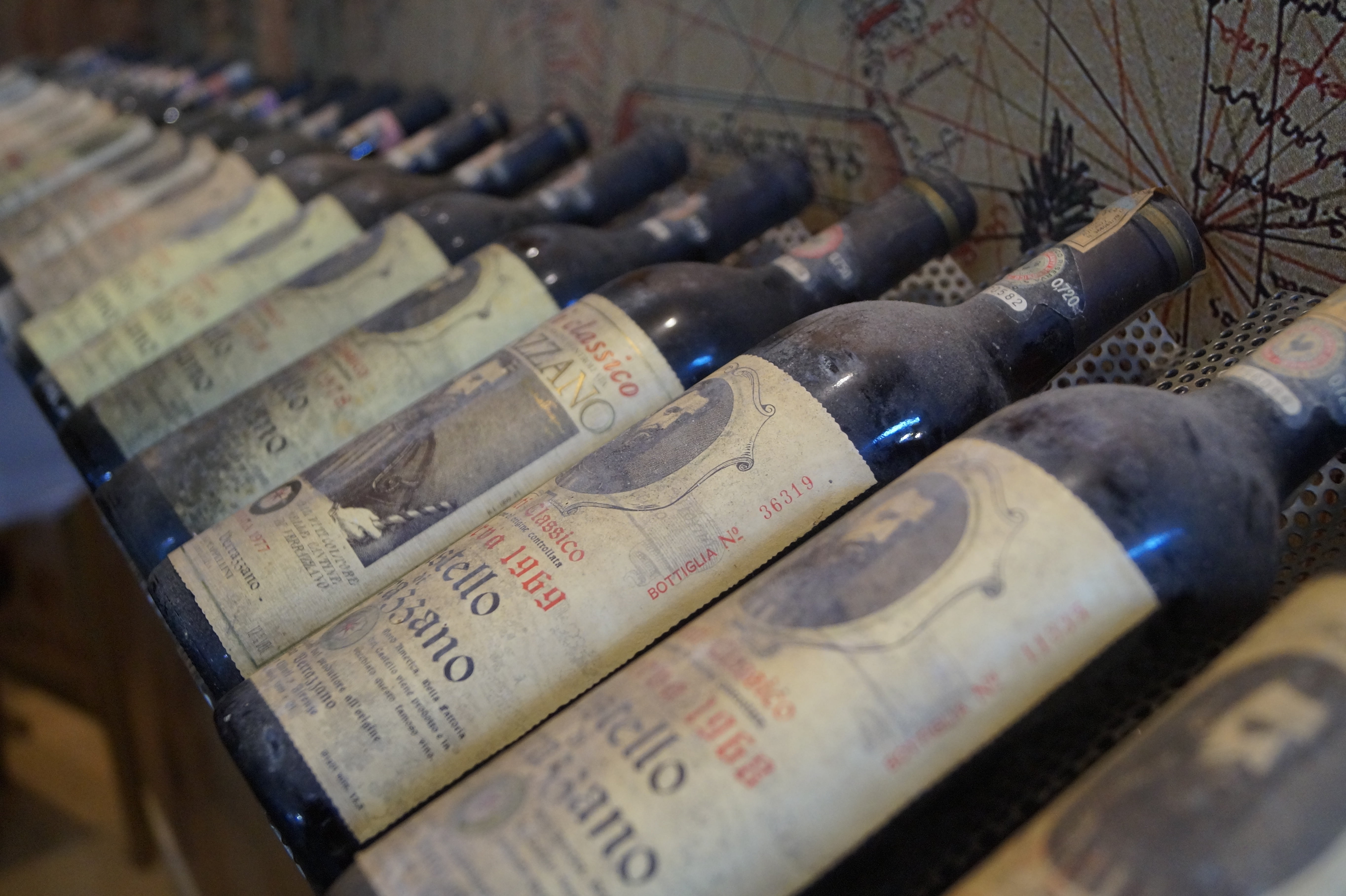 retail, focus on foreground, close-up, no people, text, selective, selective focus, number, wine, bottles, in a row, large group of objects, day, photography, HD Wallpaper