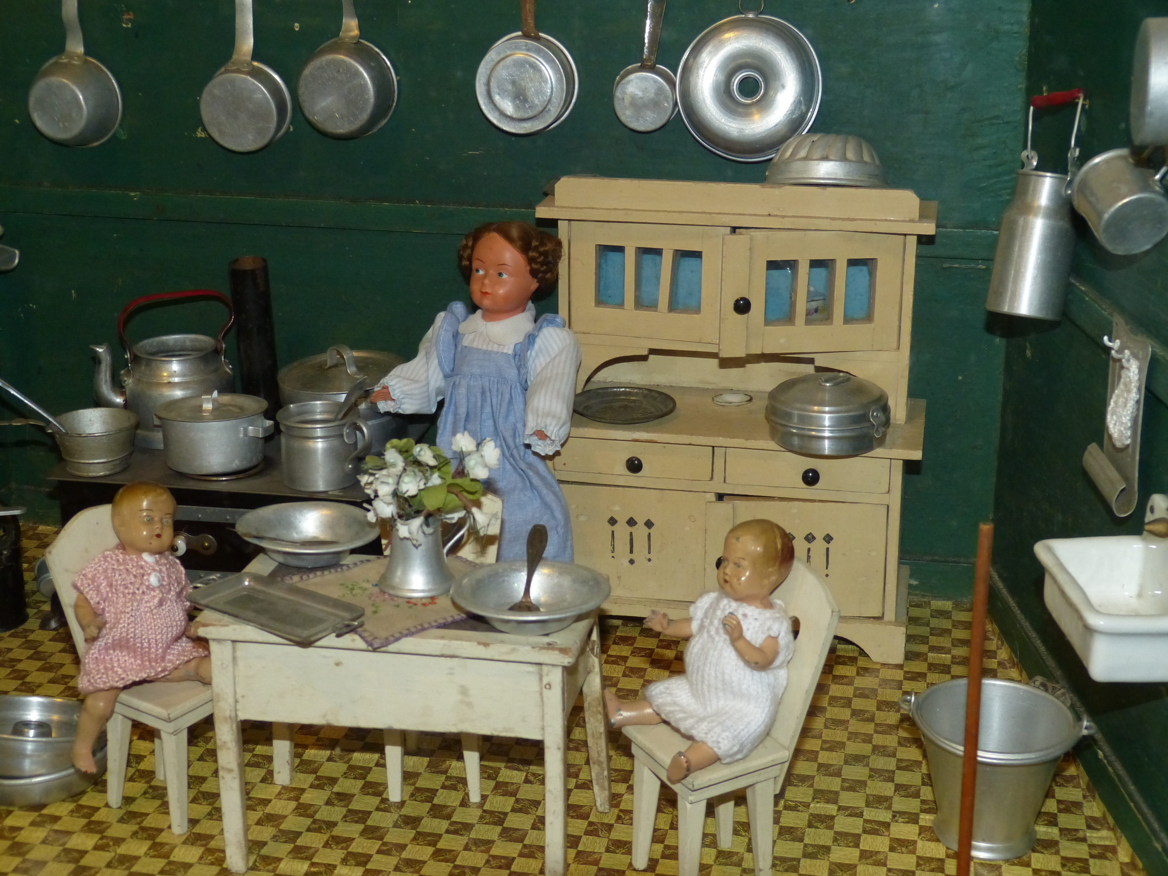 indoors, lifestyles, food and drink, women, nostalgic, domestic room, domestic kitchen, front view, historically, males, Play, cabinet, doll, real people, HD Wallpaper