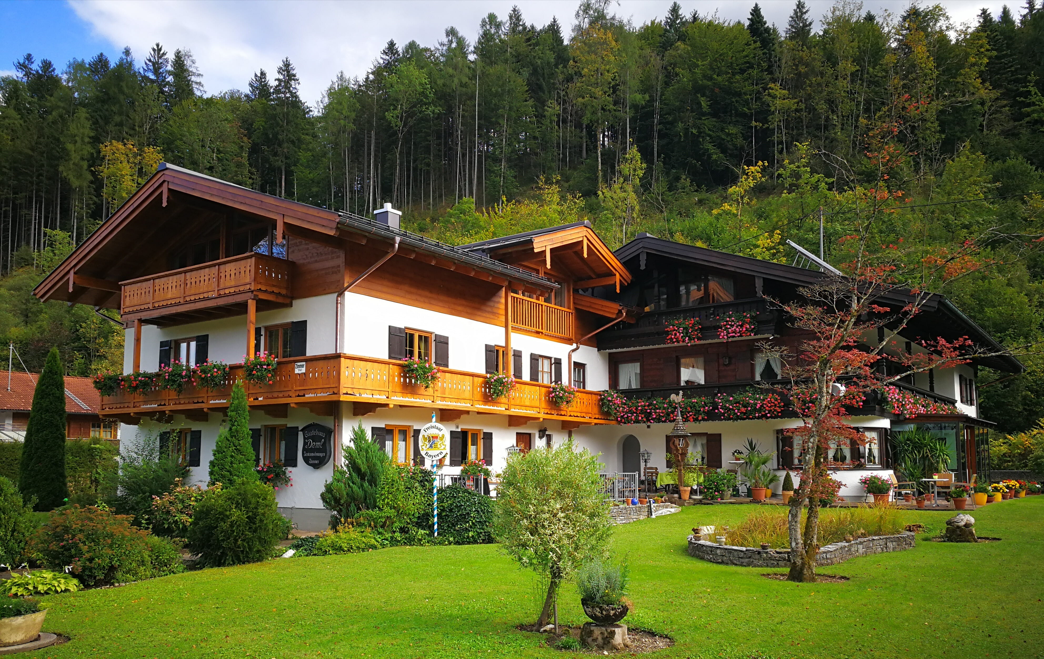 beauty in nature, green color, house, building exterior, building, land, growth, 4K, pension, luxury, berchtesgaden, tree, wealth, no people, holiday, HD Wallpaper