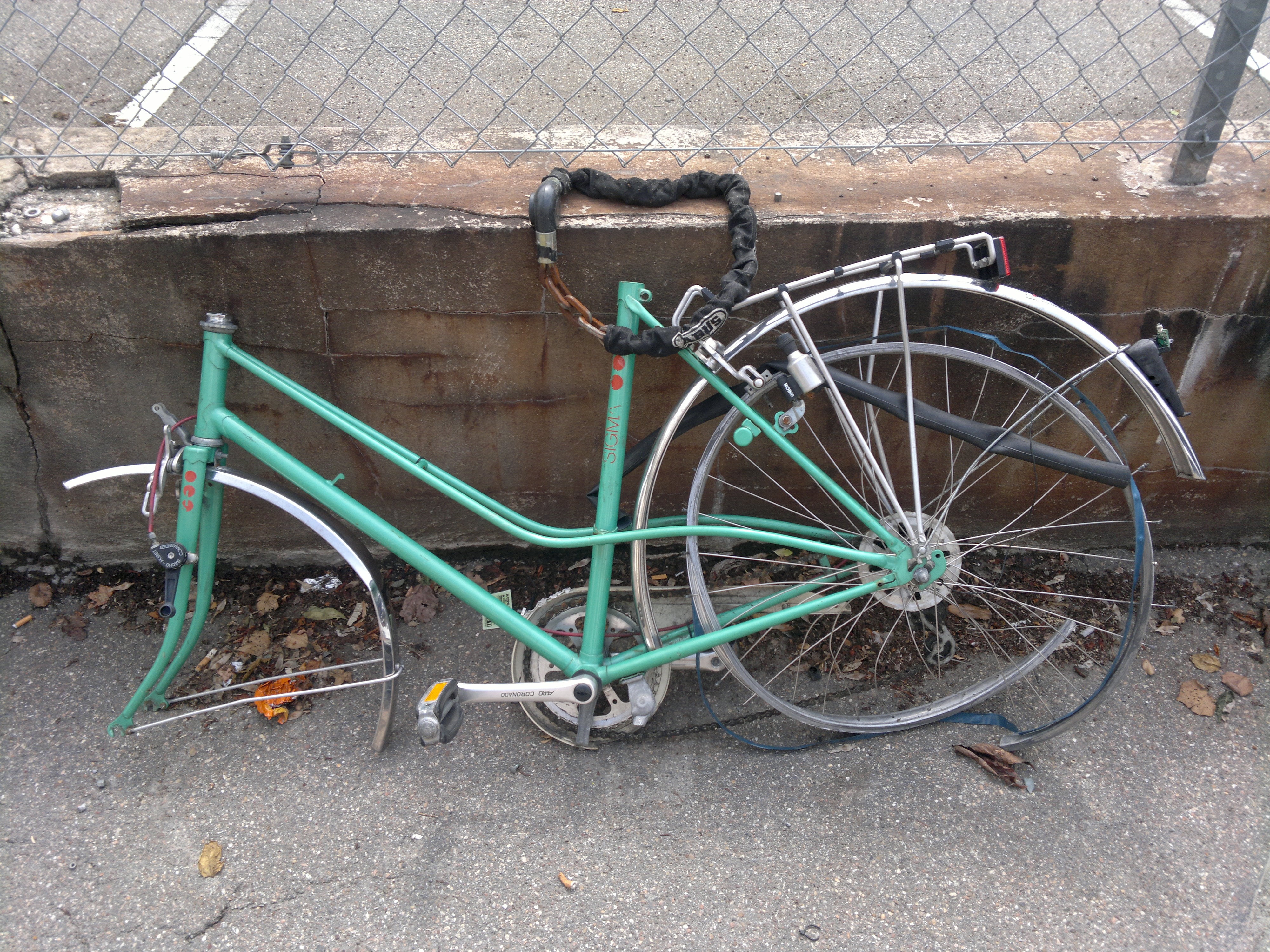 parking, transportation, old, run-down, abandoned, built structure, stationary, nature, day, wheel, metal scrap, stolen, wall, broken, metal, 4K, mode of transportation, HD Wallpaper