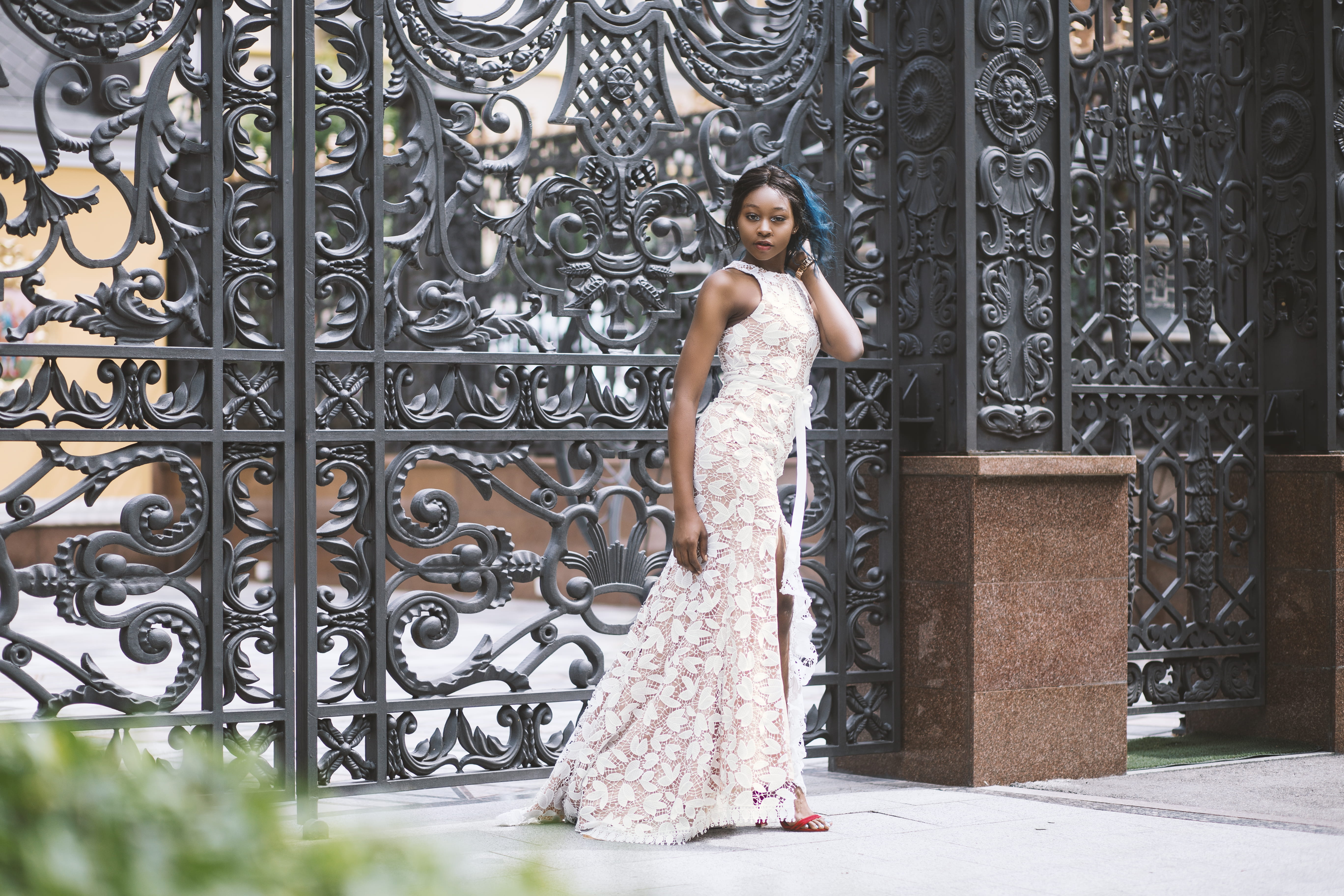 beauty, fashion, one person, girl, ukraine, black, outdoors, young women, luxury, gate, elegant, looking at camera, clothing, young adult, style, 5K, lady, HD Wallpaper