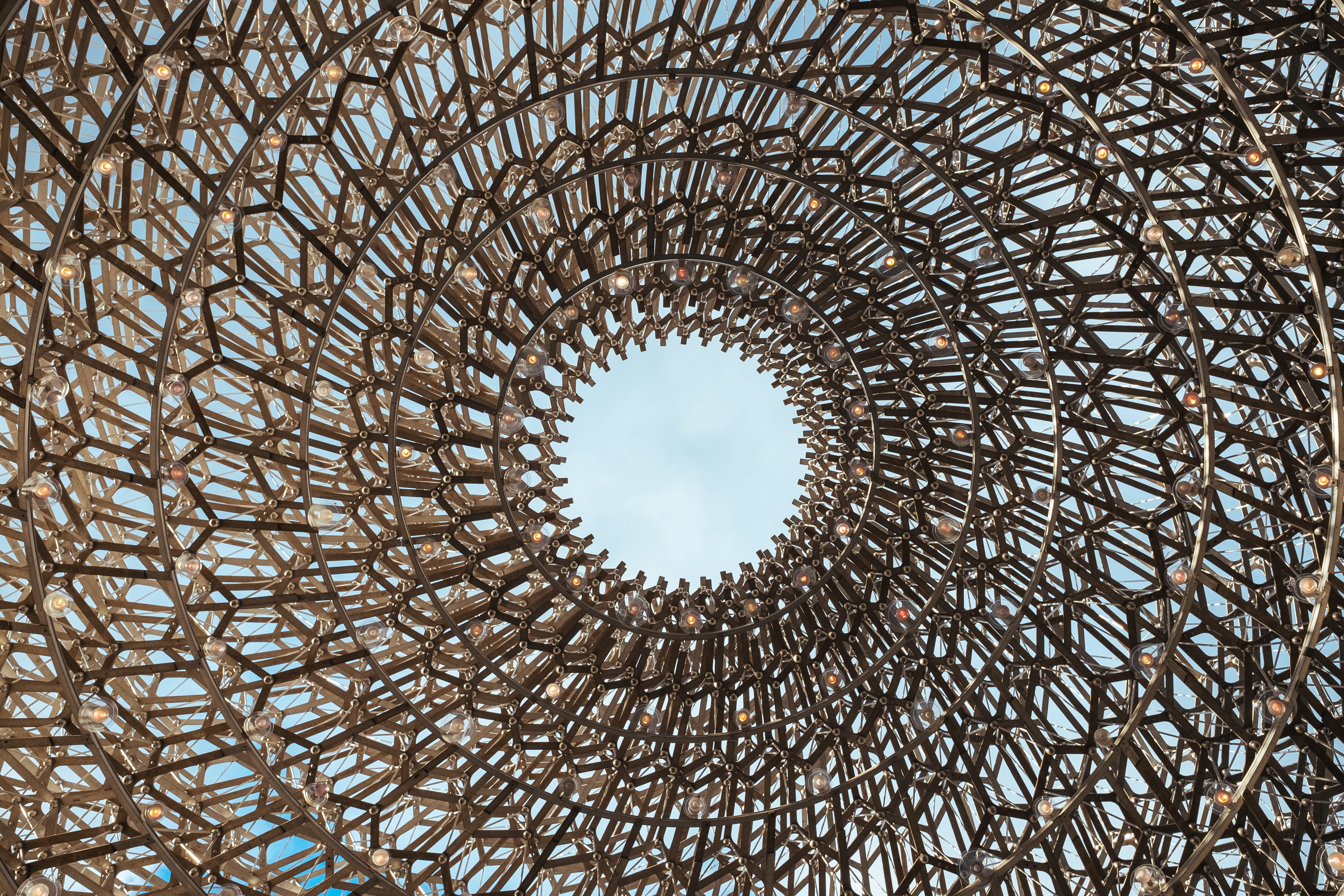 building, cupola, full frame, daytime, directly below, ceiling, geometric shape, angle, 4K, sky, nature, dome, pattern, round, structure, shape, metal, HD Wallpaper