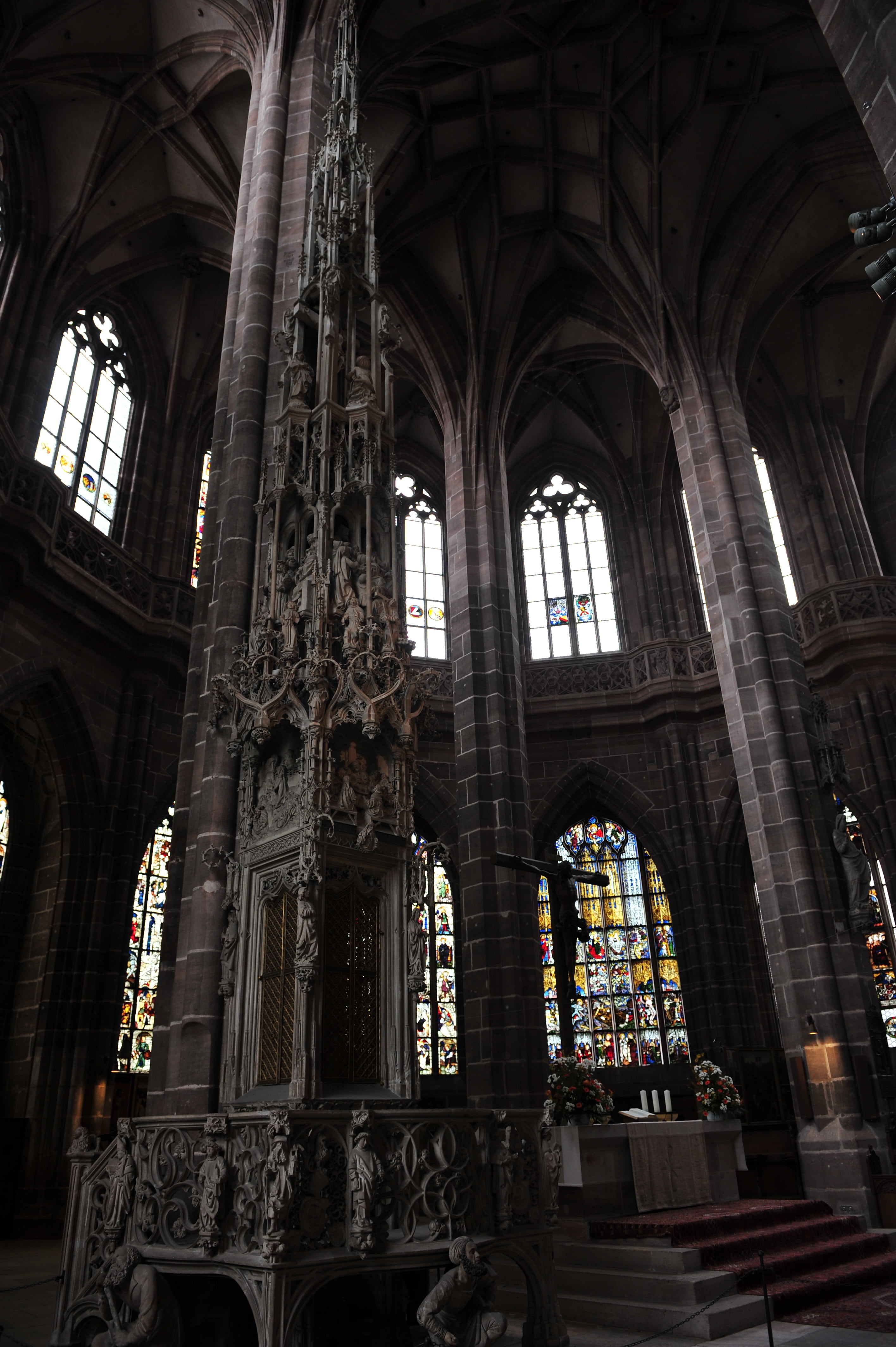 cathedral, arch, prayer, landscape, ceiling, architecture, stained glass, ornate, day, low angle view, tourist destination, gothic style, religion, press the orange bug, Phone HD Wallpaper