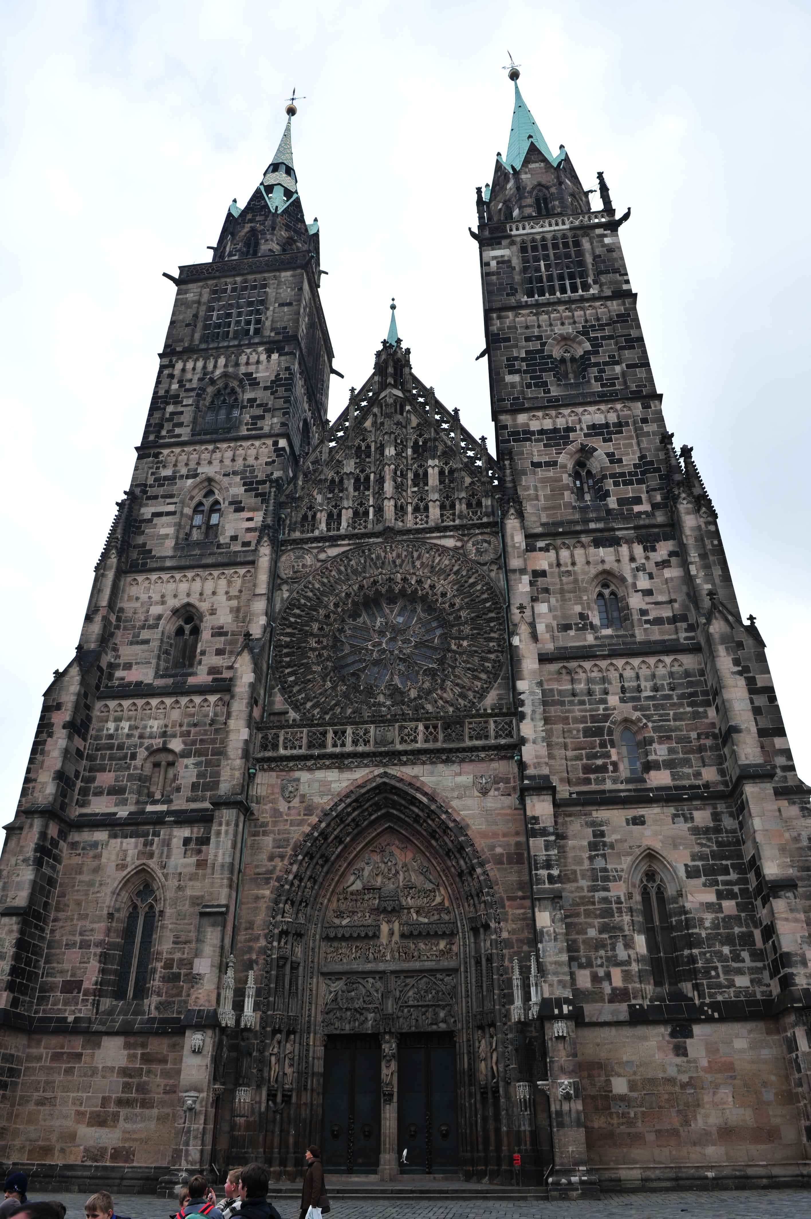 built structure, tourism, the past, place of worship, architecture, god, spire, tower, day, prayer, belief, spirituality, religion, gothic style, roman catholic, Phone HD Wallpaper