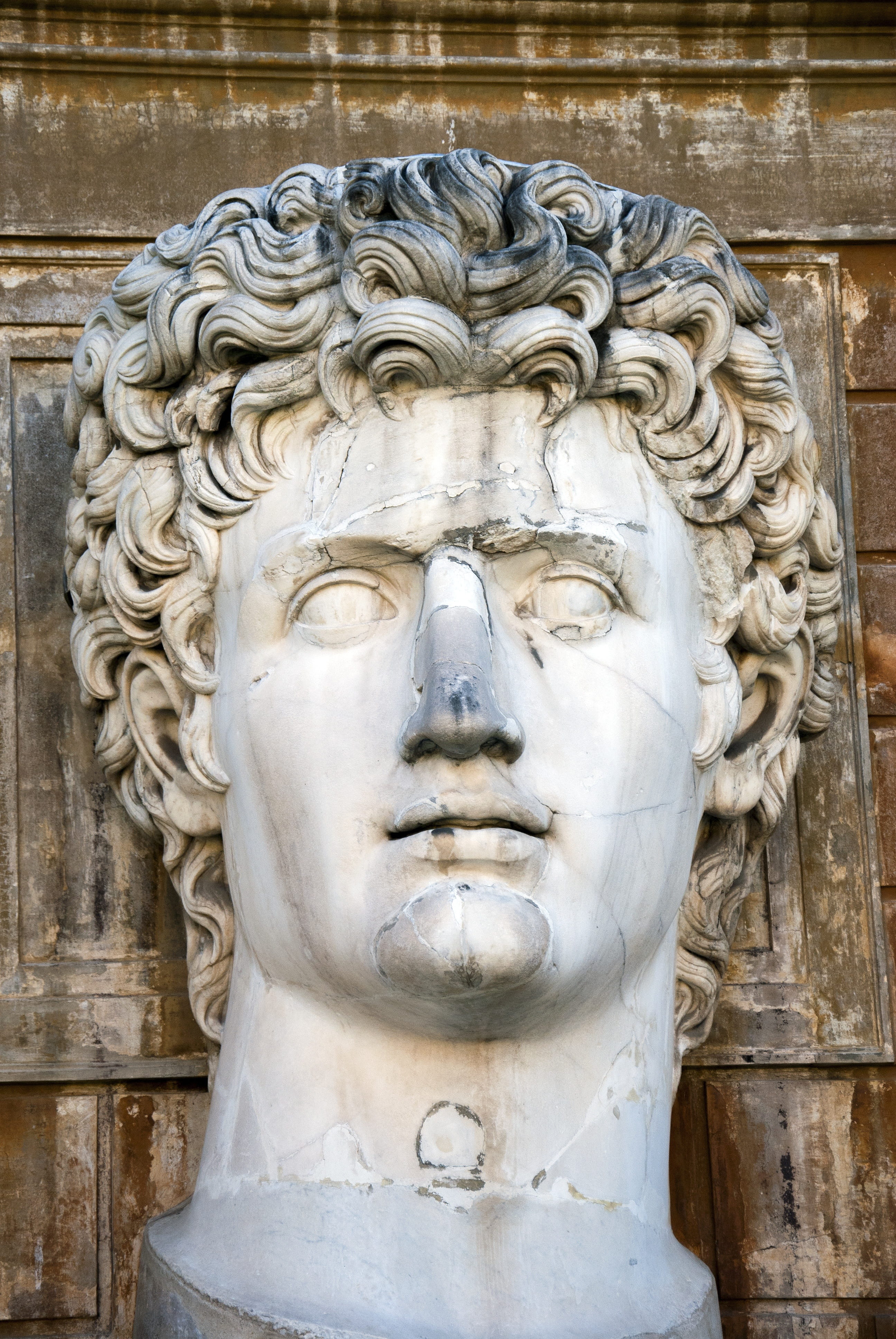 famous Place, face, the past, sculpture, male likeness, 4K, Main, religion, close-up, craft, carving, architecture And Buildings, art and craft, ancient times, Phone HD Wallpaper