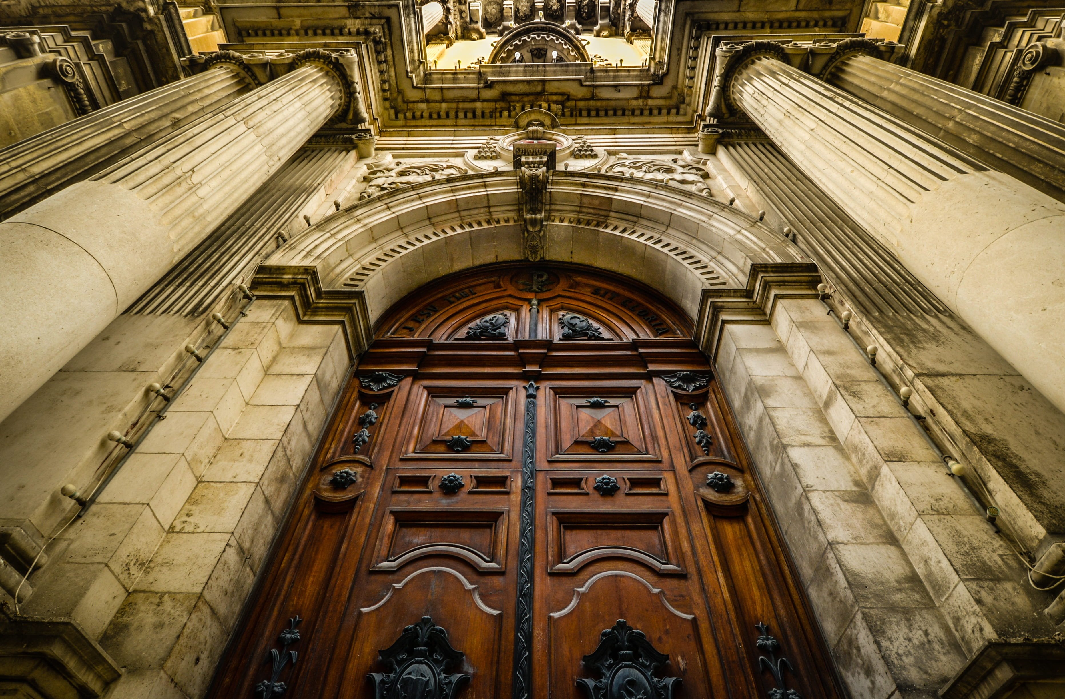 built structure, 2K, architecture, belief, outdoors, religion, the past, culture, column, classic, day, history, art, museum, religious, arch, indoors, HD Wallpaper
