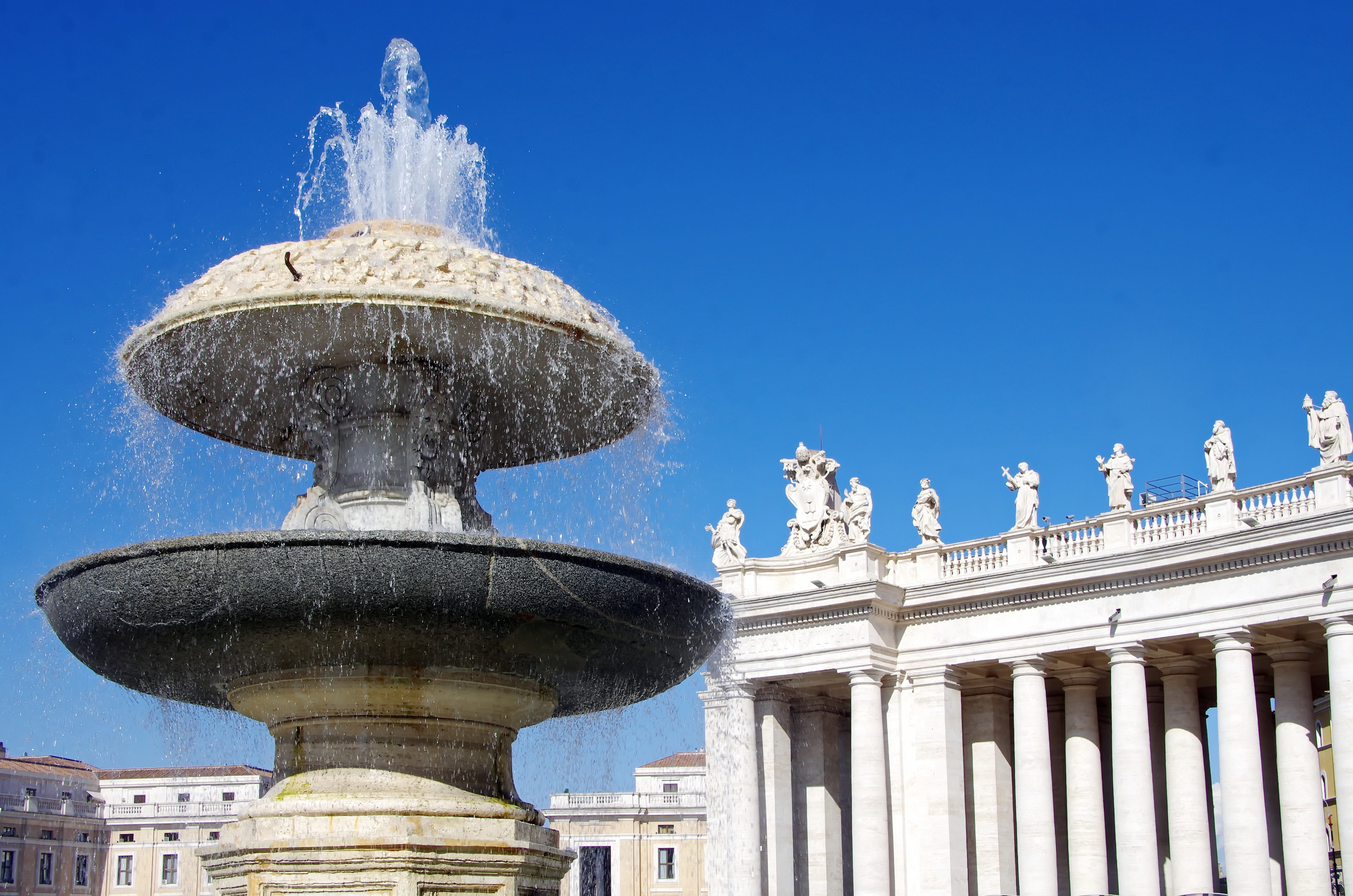 city, sky, statue, architectural column, statues, sculpture, nature, rome, st-pierre, no people, fountain, saint pierre, vatican, tourism, building exterior, HD Wallpaper
