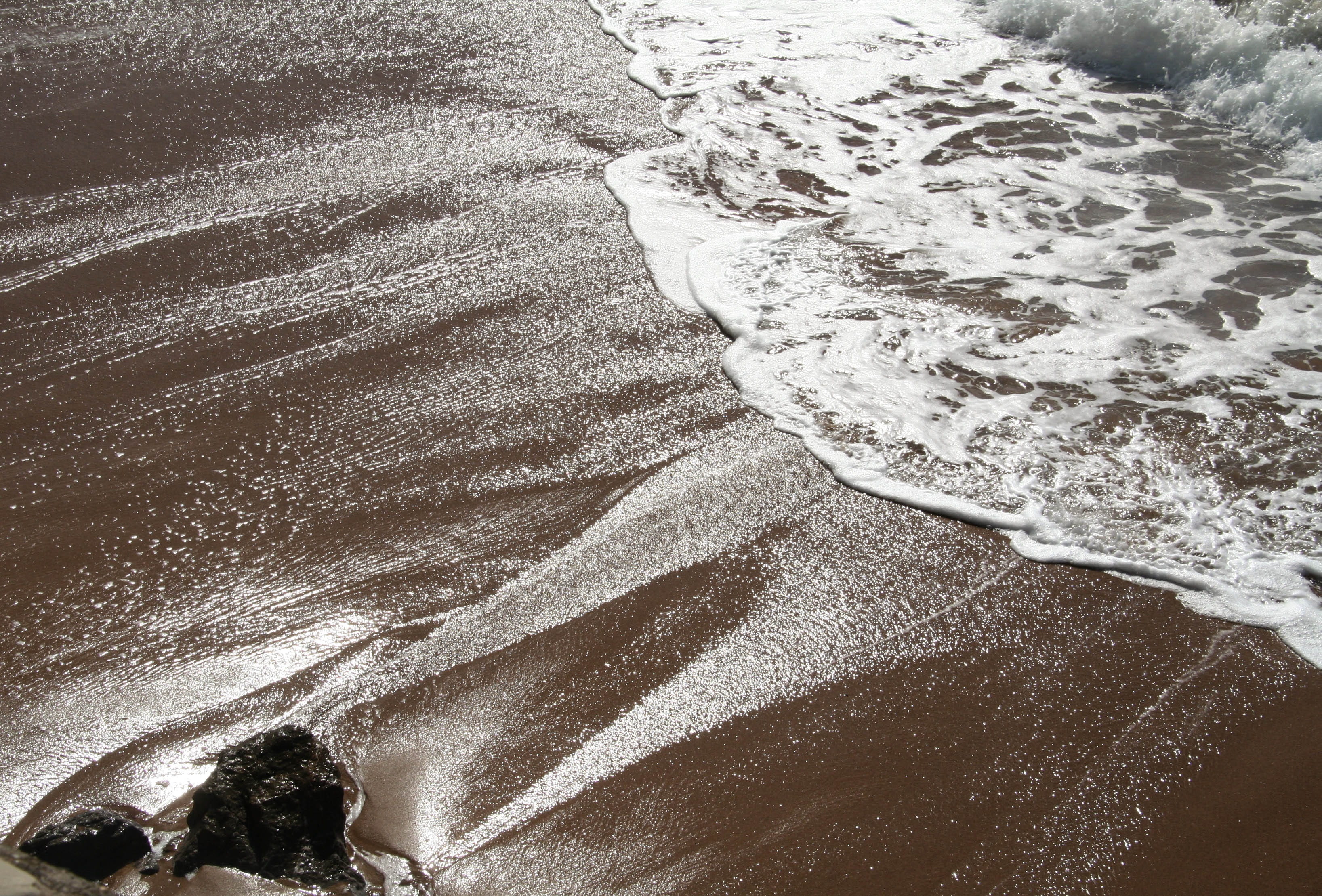 rest, beach, brown, seascape, sport, deserted beach, people, aquatic sport, high angle view, light, nature, outdoors, water, wild coast, motion, sea, rocks, HD Wallpaper