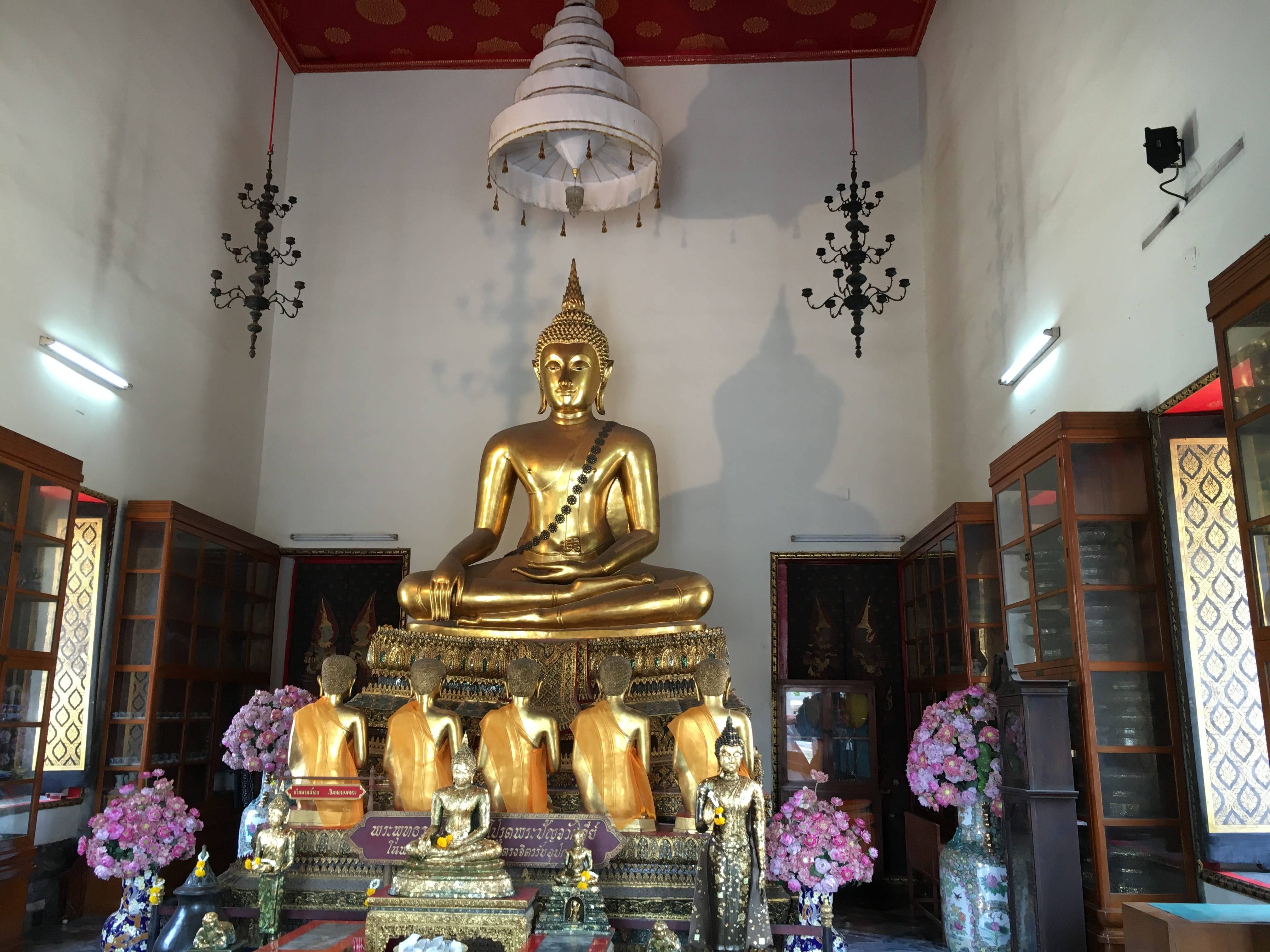 shrine, place of worship, spirituality, temple, religion, gold colored, ornate, human representation, large, ceiling, idol, creativity, sculpture, figure, HD Wallpaper