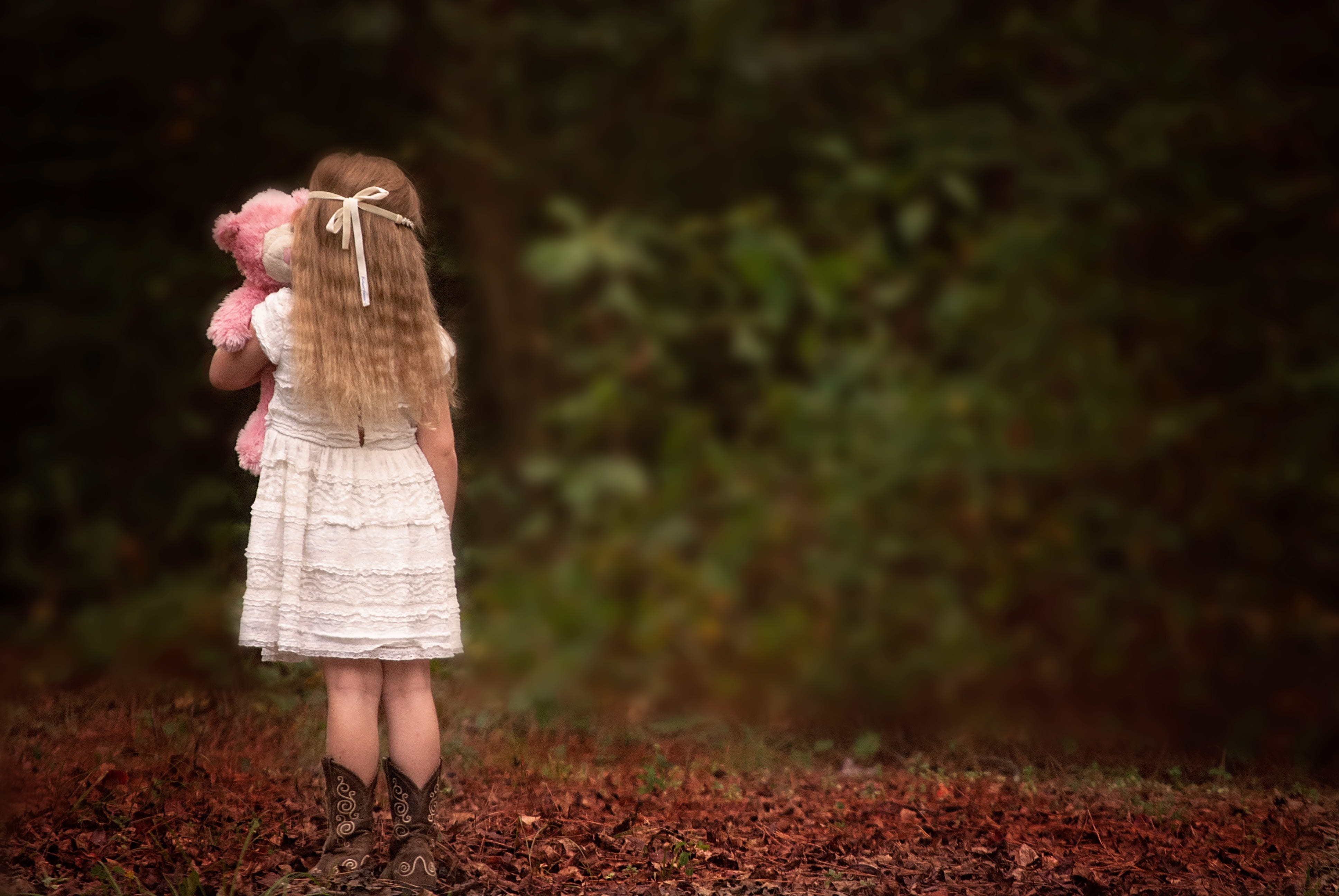looking, colorful, girl, fashion, posing, child, female, outdoors, pair, standing, holding, woods, plush, brown, cowboy boots, bear, clothing, women, back, HD Wallpaper