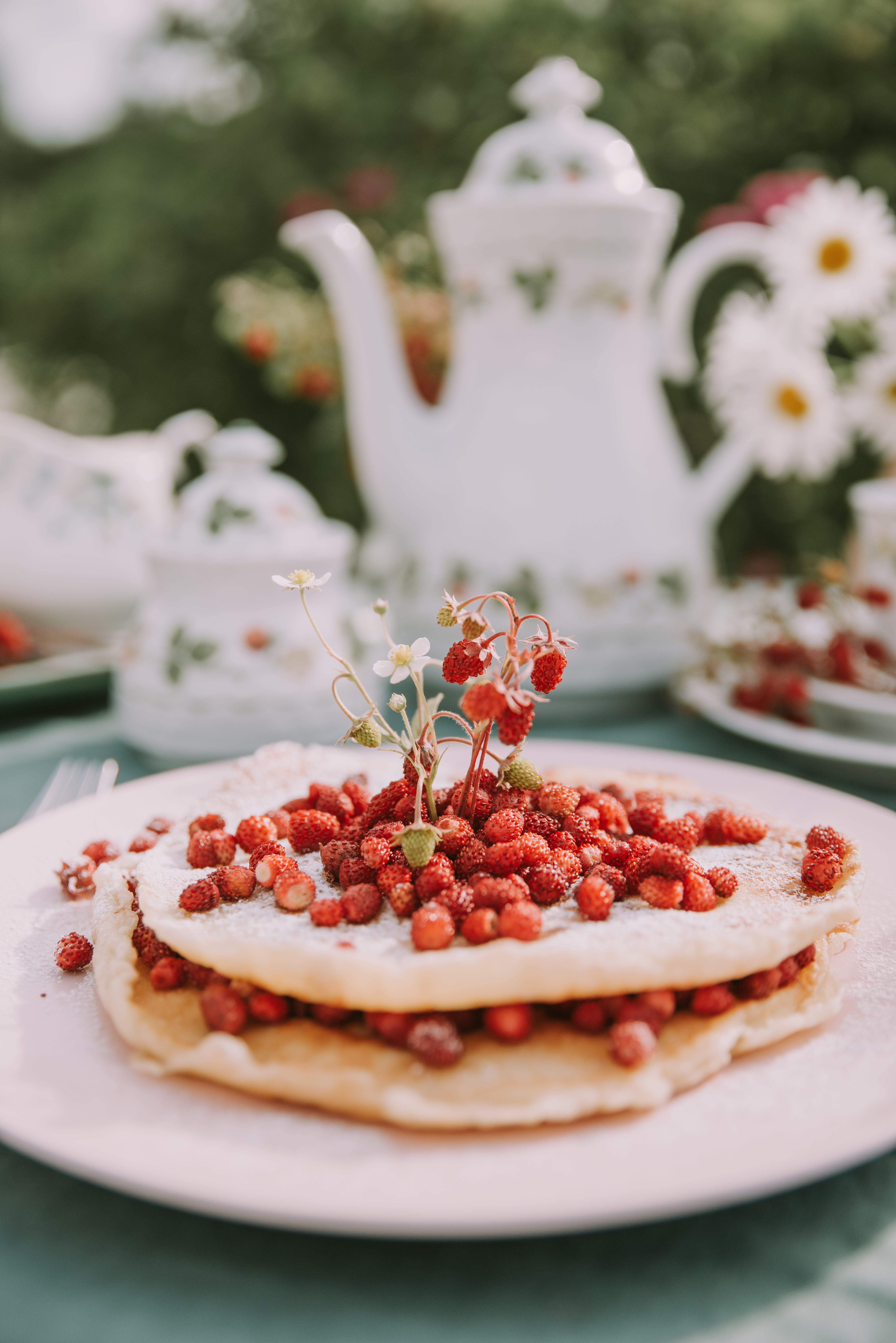 food and drink, raspberry, sweet food, temptation, freshness, flora, baked, bokeh, focus on foreground, blossom, flower, pancake, berry, close-up, anther, Phone HD Wallpaper