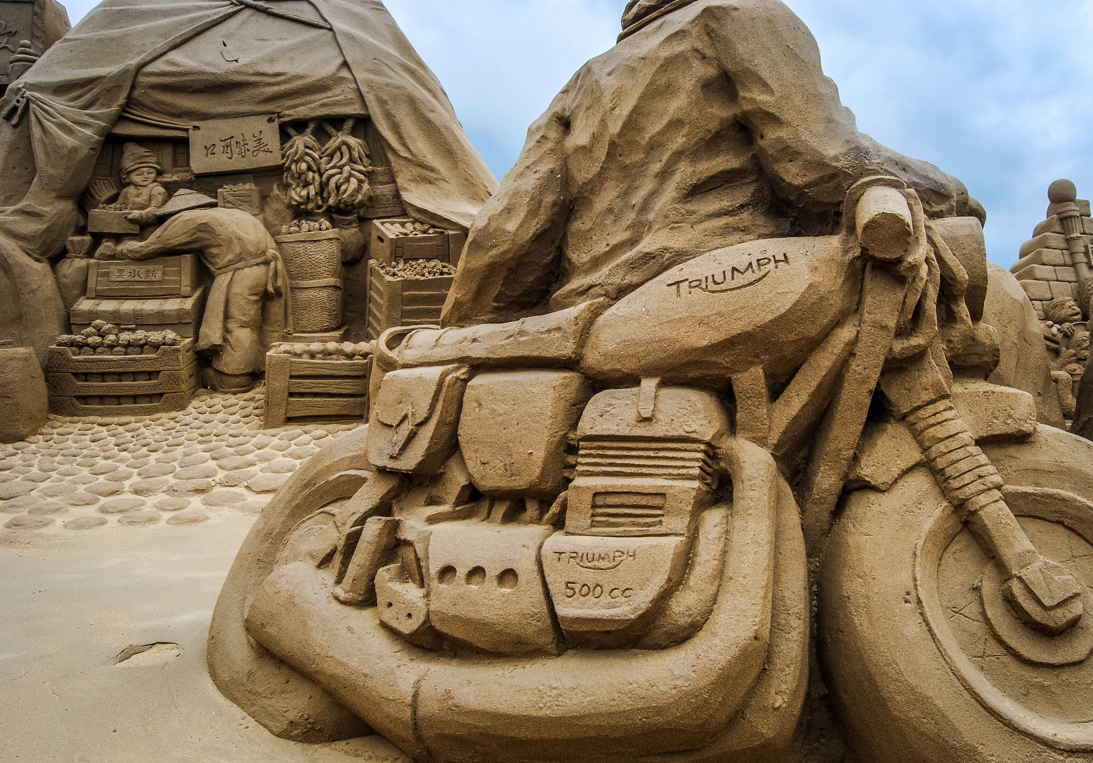 stone material, craft, history, place of worship, human representation, carving - craft product, architecture, day, male likeness, religion, no people, HD Wallpaper