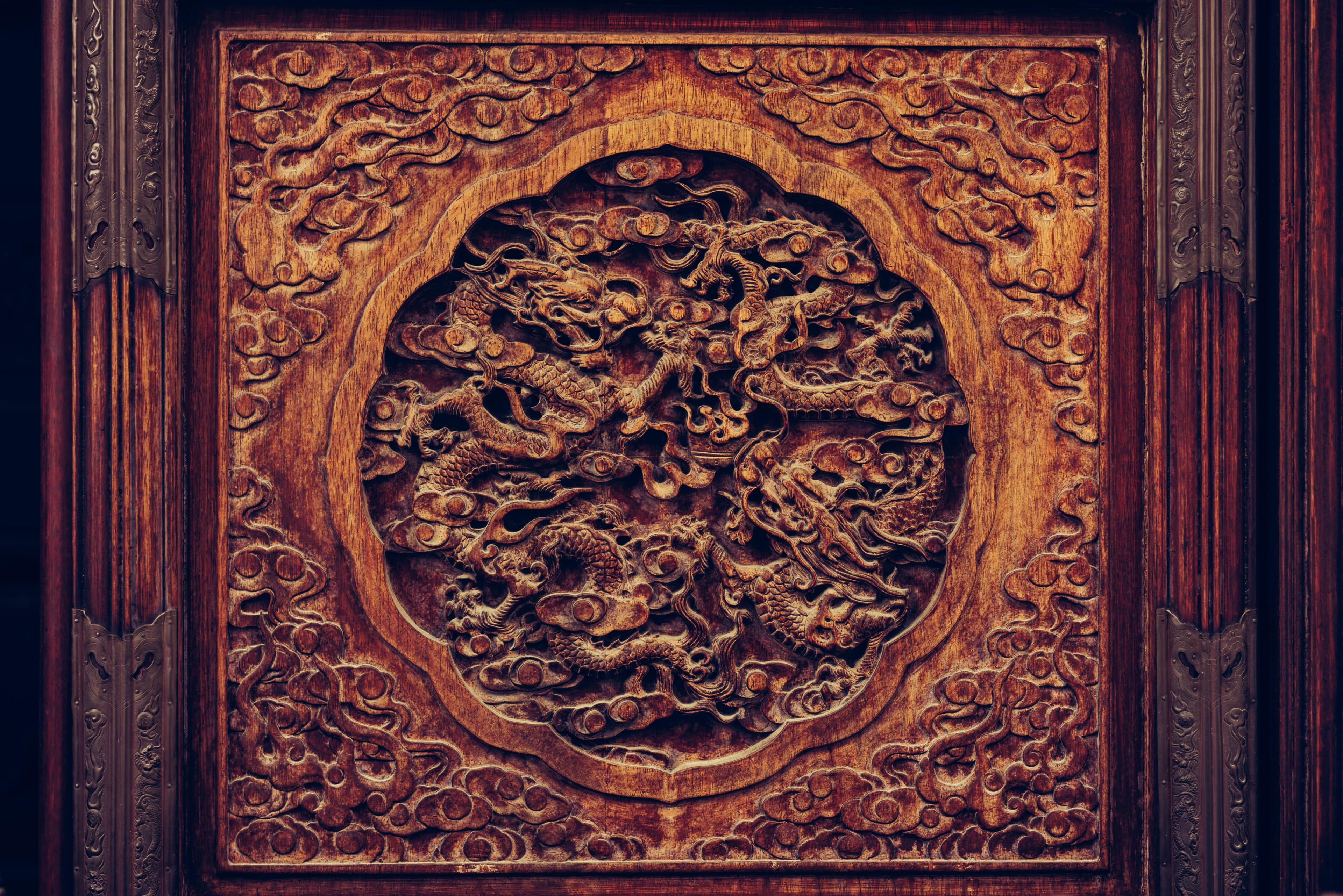xian shi, relief, wood work, floral pattern, wood carving, design, close-up, belief, antique, dragon, religion, place of worship, built structure, china, HD Wallpaper