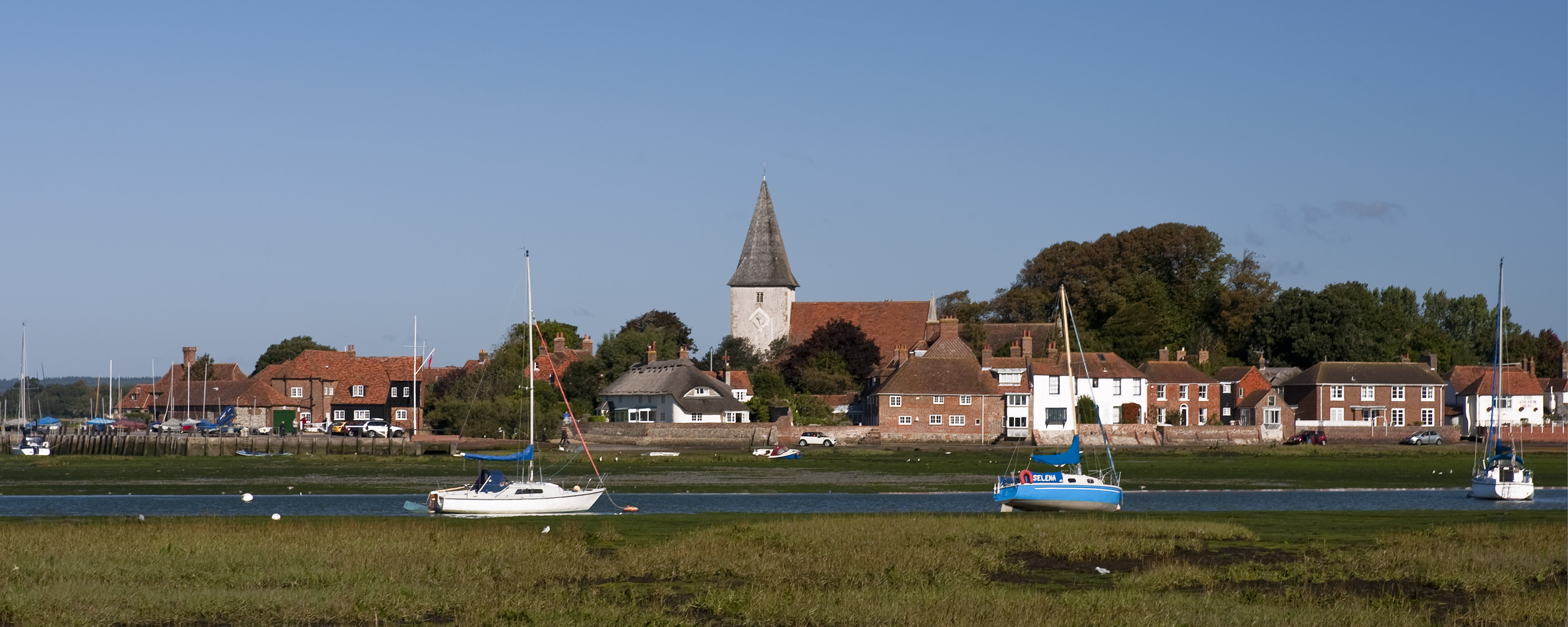 religion, church, mud, plant, no people, england, building, sky, yachts, day, nature, spire, travel destinations, place of worship, built structure, nautical vessel, HD Wallpaper