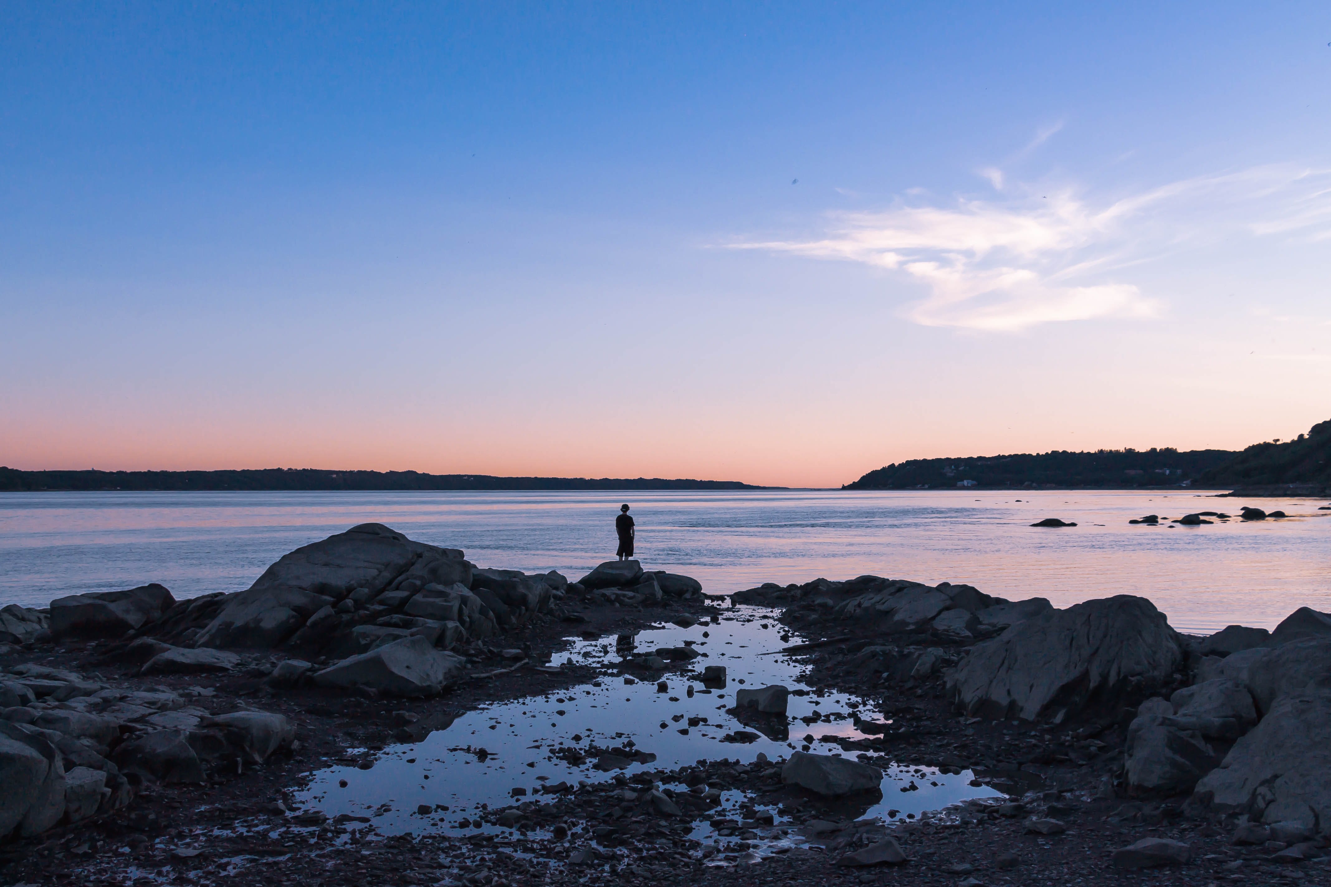 tranquility, sunset blue, tranquil scene, nature, ocean, near, promontory, non-urban scene, solid, cloud - sky, standing, coast, dusk blue, sky, rock formation, HD Wallpaper