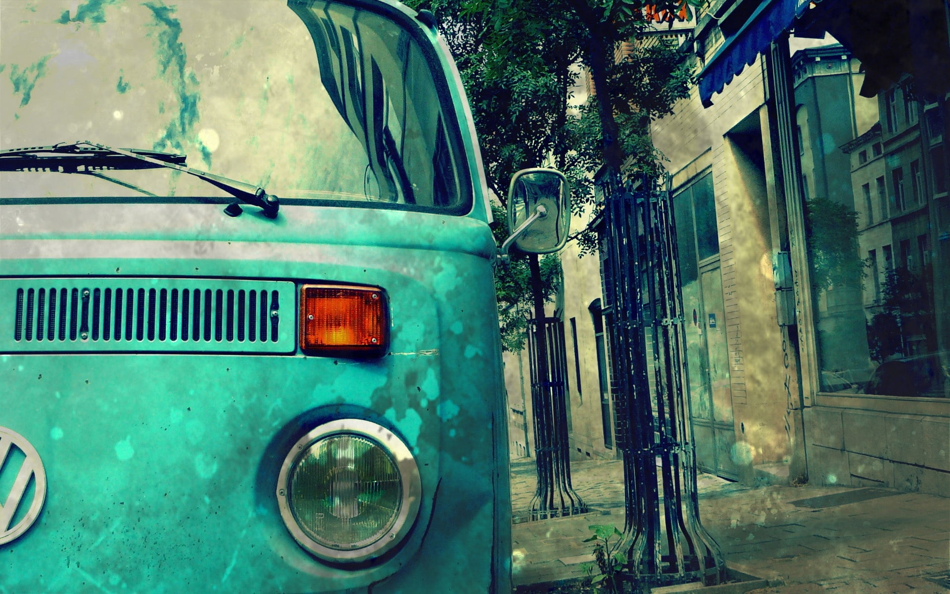 dirty, headlight, van, mode of transportation, outdoors, building, city Life, transportation, bus, tree, no People, car, t, urban Scene, architecture, bright, HD Wallpaper