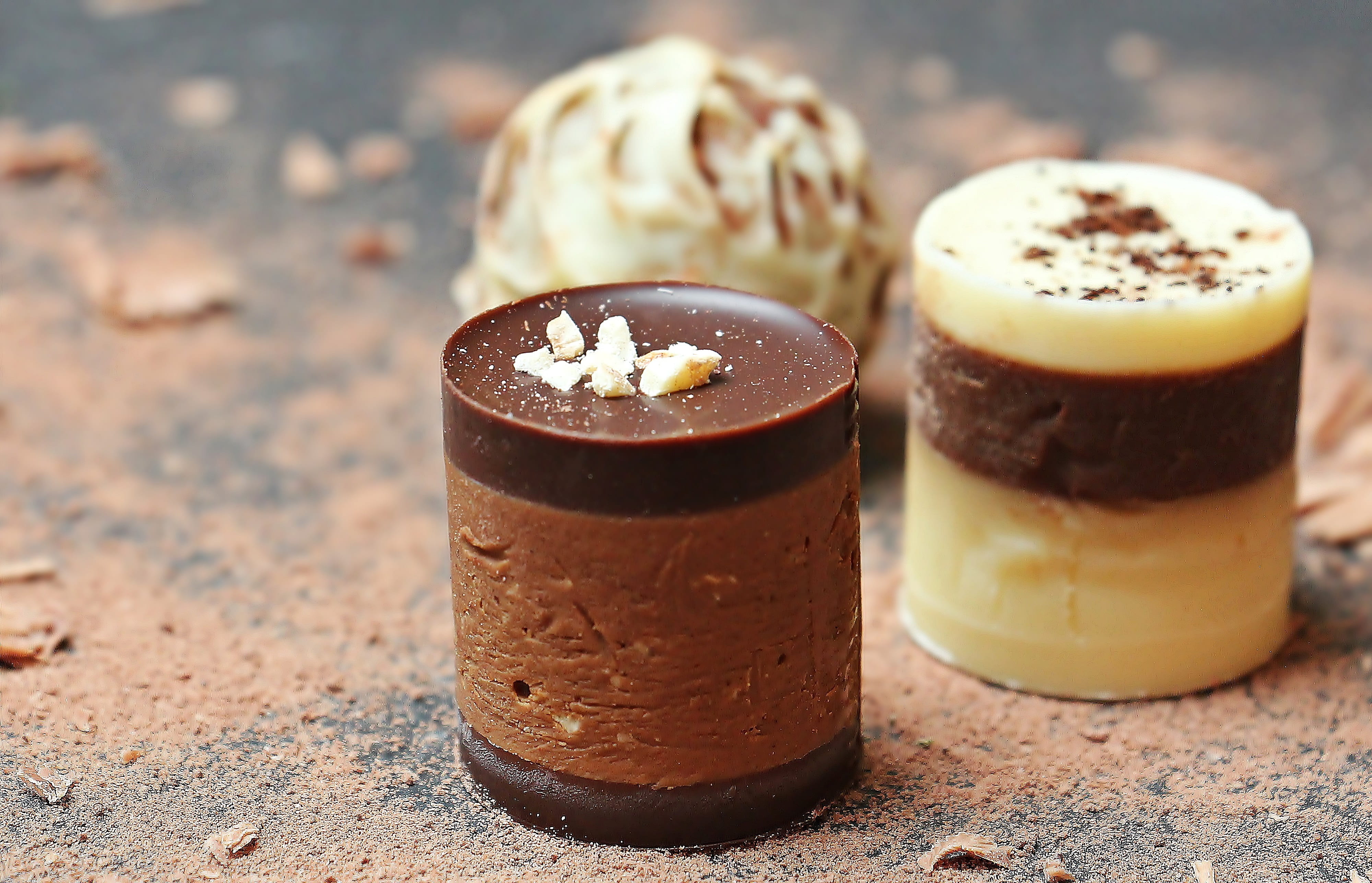 lust, cream, sweet food, calories, close-up, coffee, eat, drink, benefit from, candy, confectionery, chocolate praline, truffles chocolates, calorie bomb, HD Wallpaper