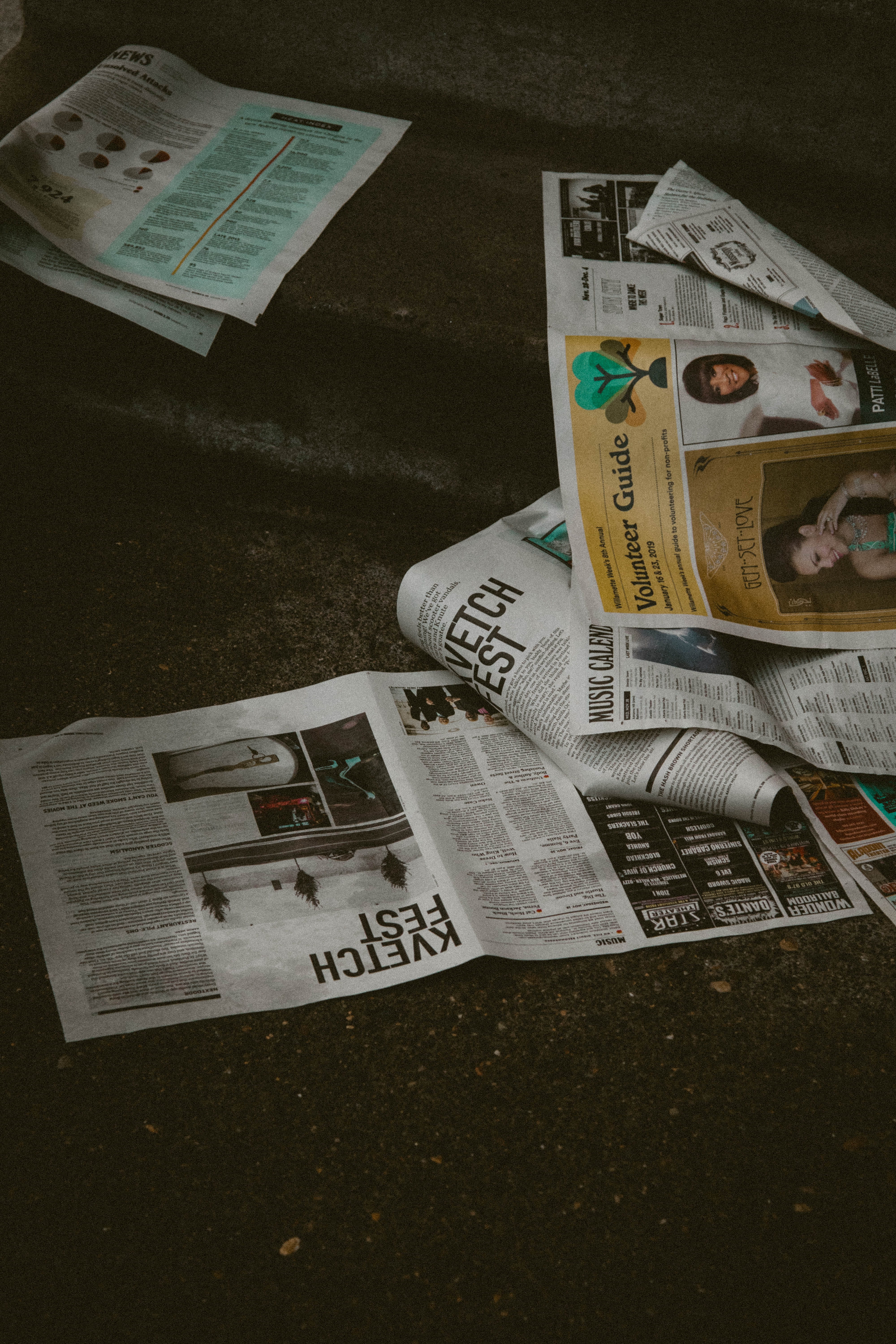 savings, city, table, newsstand, screen, still life, shop, publication, paper, display, currency, group of objects, electronics, advertisement, number, Phone HD Wallpaper