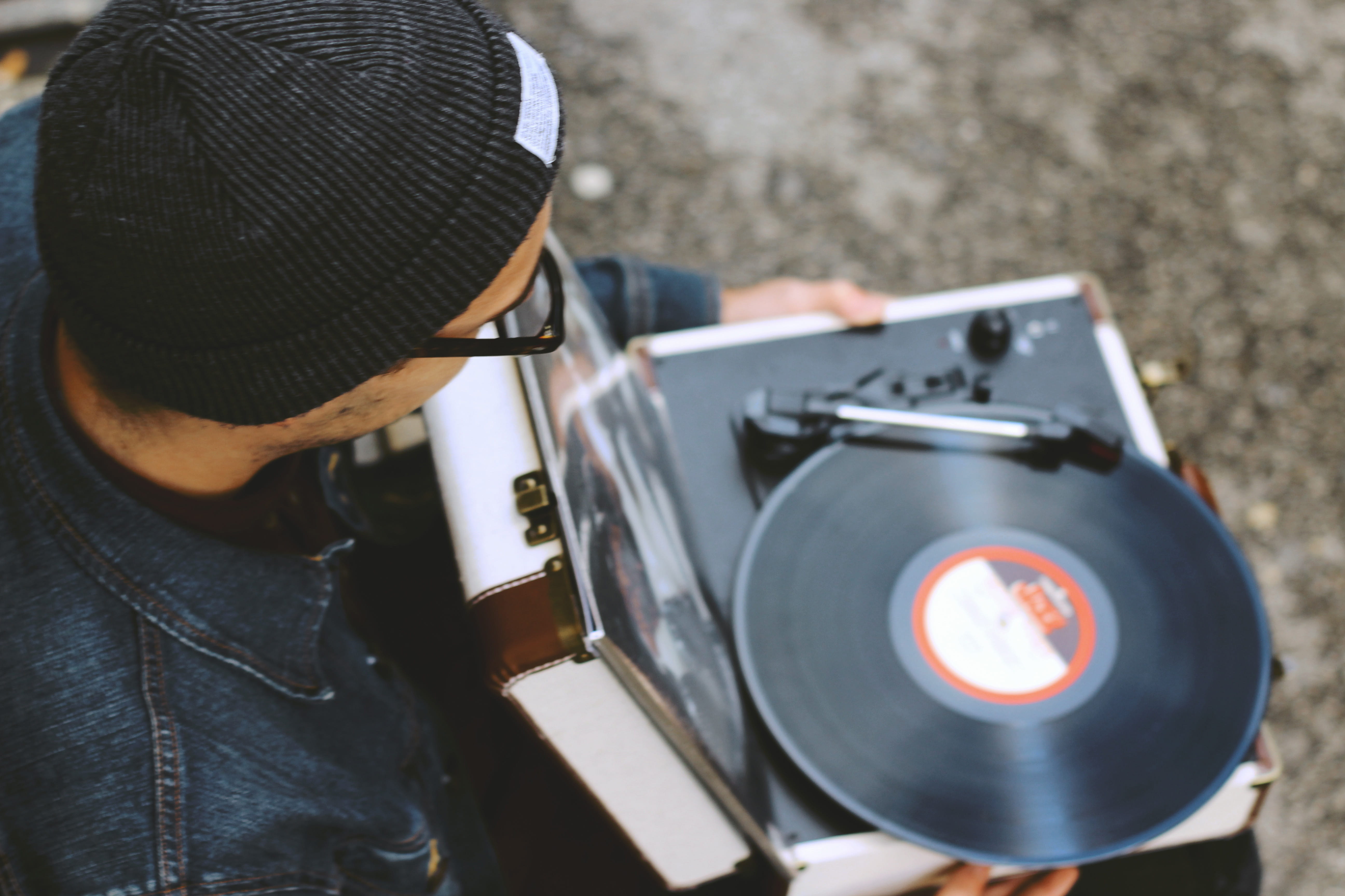 5K, adult, record, casual clothing, equipment, record player, vinyl, focus on foreground, outdoors, one person, player, day, leisure activity, knit hat, HD Wallpaper
