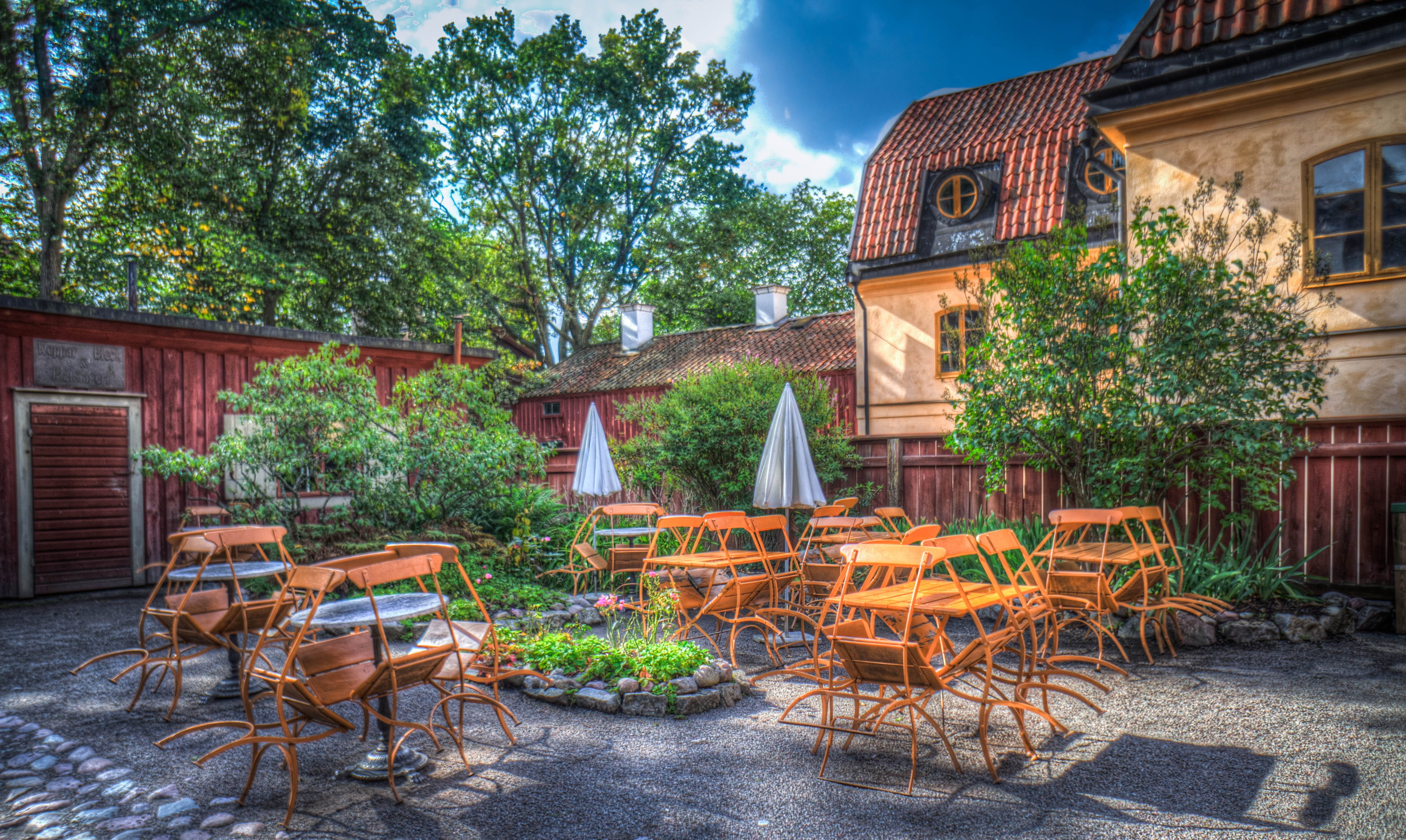 built structure, business, building exterior, plant, sky, nature, building, dining, 4K, outdoors, cafe, table, picnic, street, brown, europe, travel destinations, HD Wallpaper