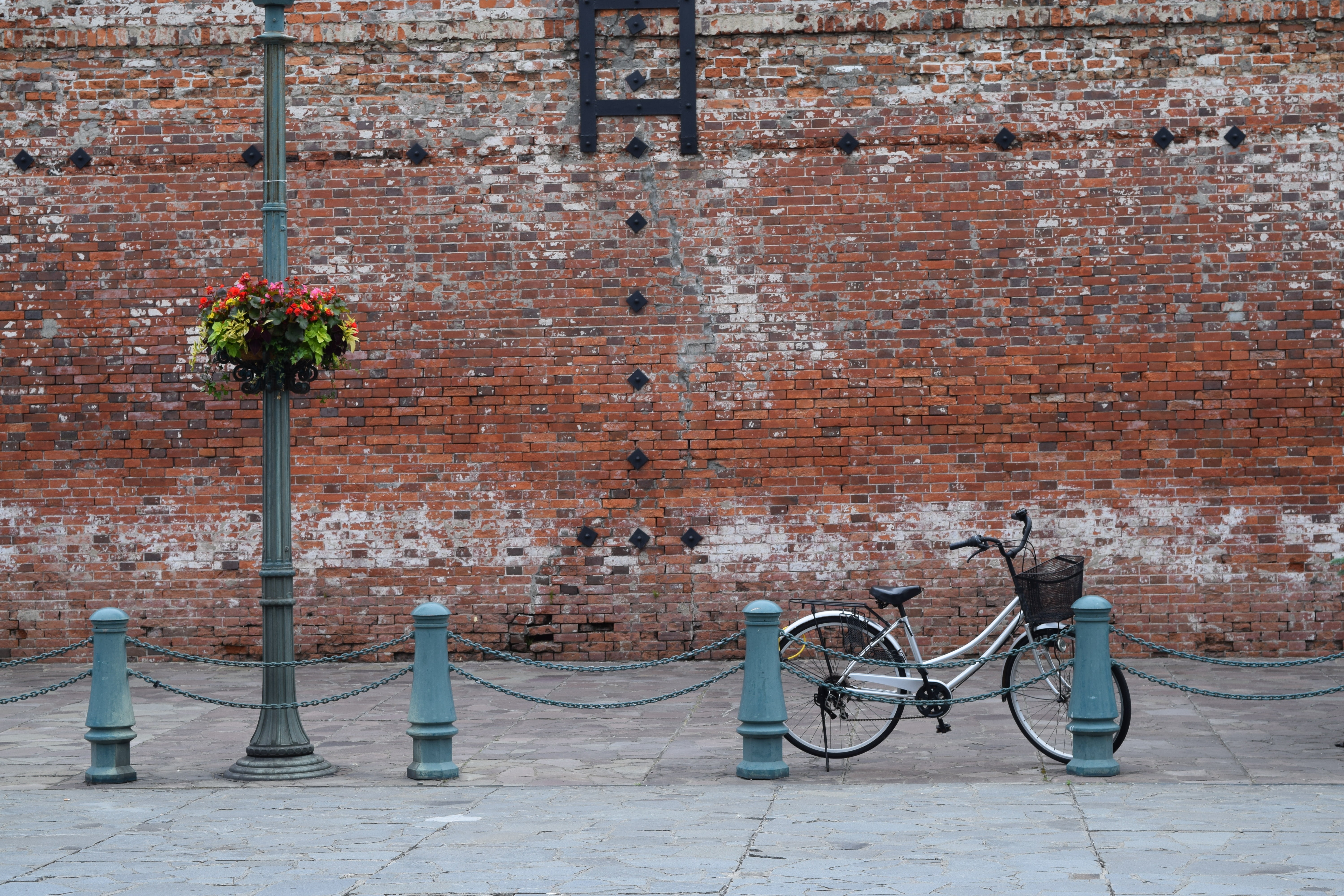 window, outdoors, mode of transportation, 5K, transportation, land vehicle, flowering plant, plant, hakodate, architecture, brick, city, day, built structure, HD Wallpaper