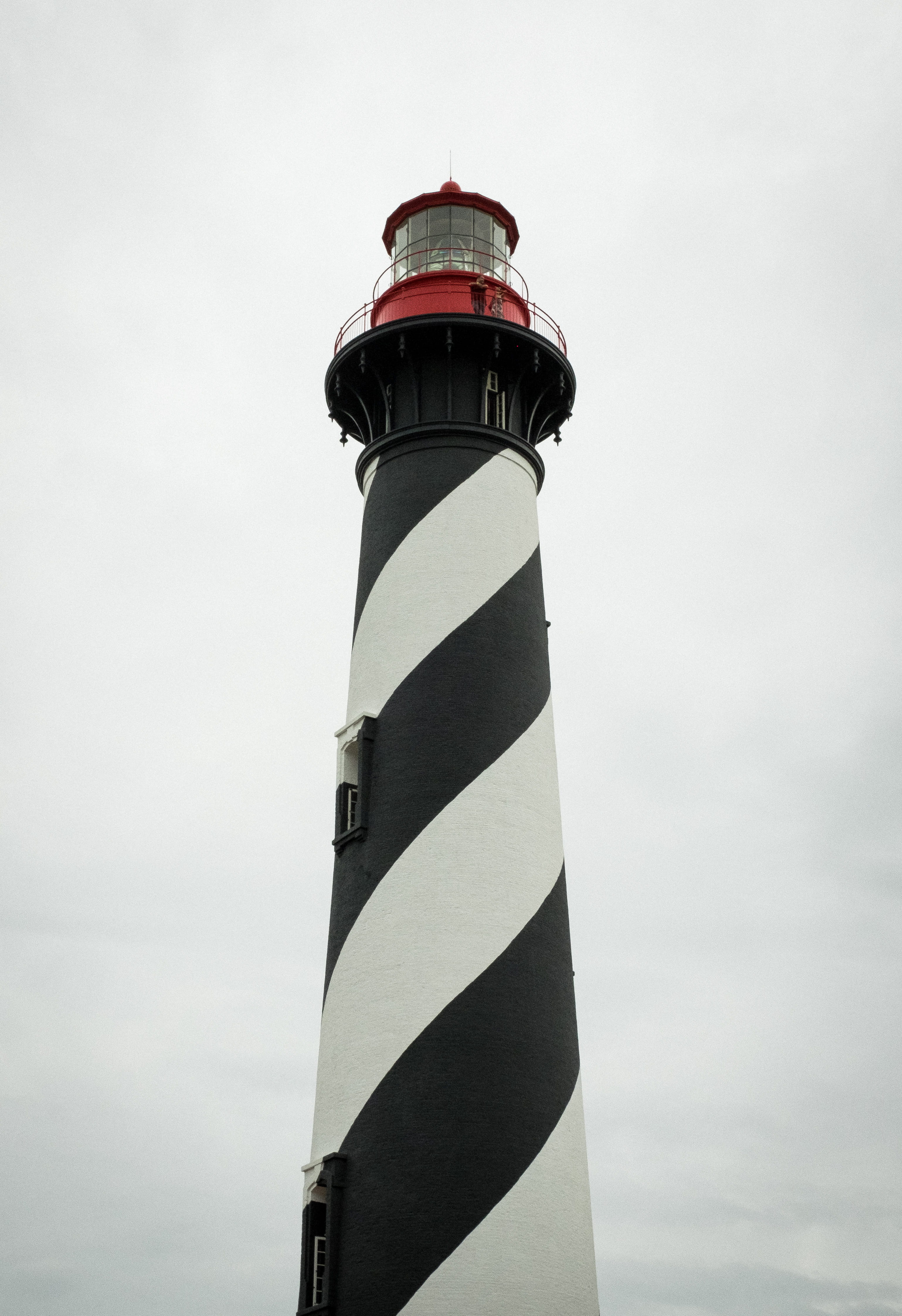 st augustine lighthouse, 4K, safety, low angle view, direction, guidance, st. augustine, lighthouse, sky, architecture, united states, communication, nature, Phone HD Wallpaper