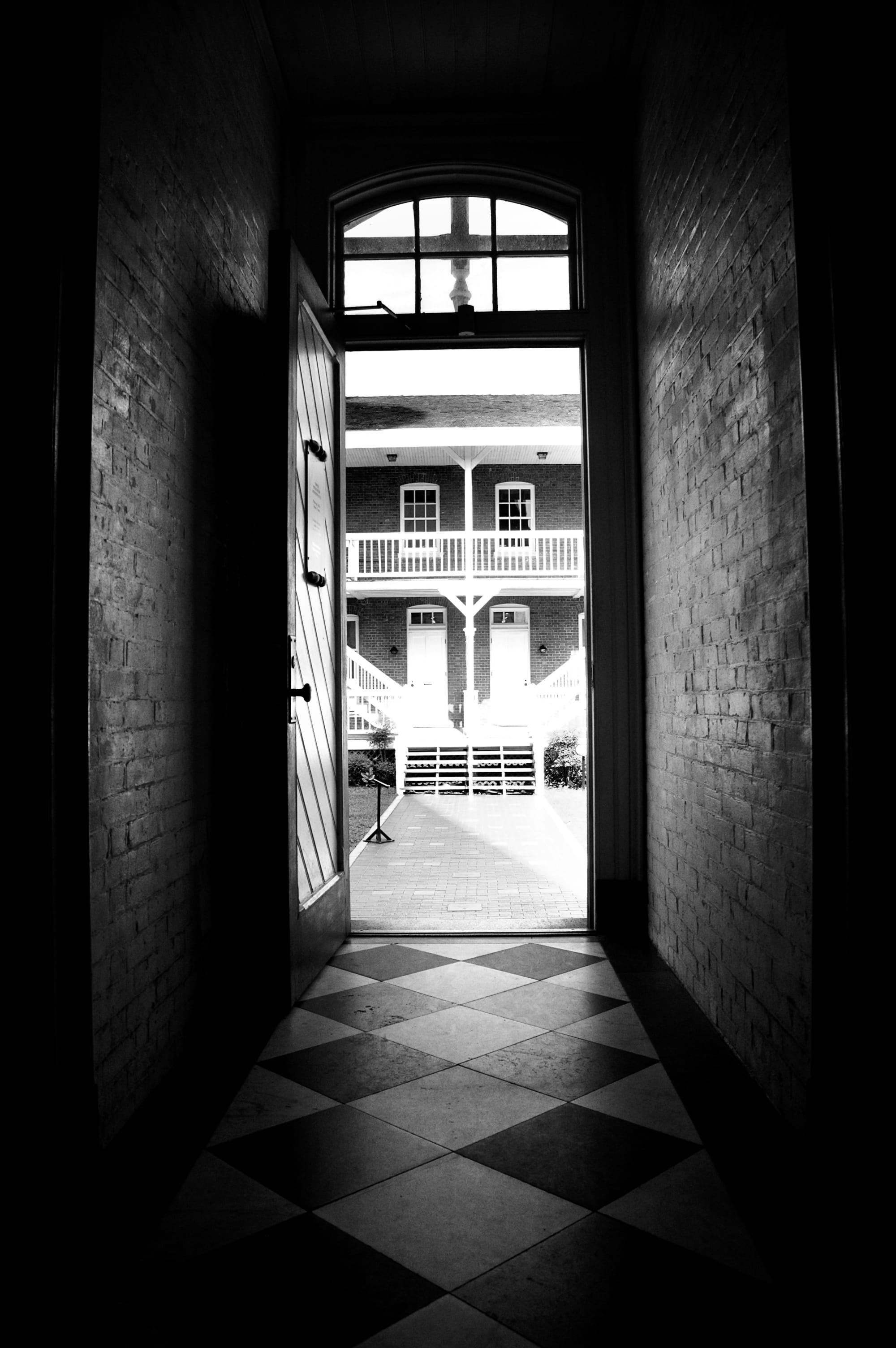 united states, indoors, flooring, window, lighthouse, doorway, tile, empty, direction, architectural column, sunlight, ceiling, day, brick, st. augustine lighthouse, Phone HD Wallpaper