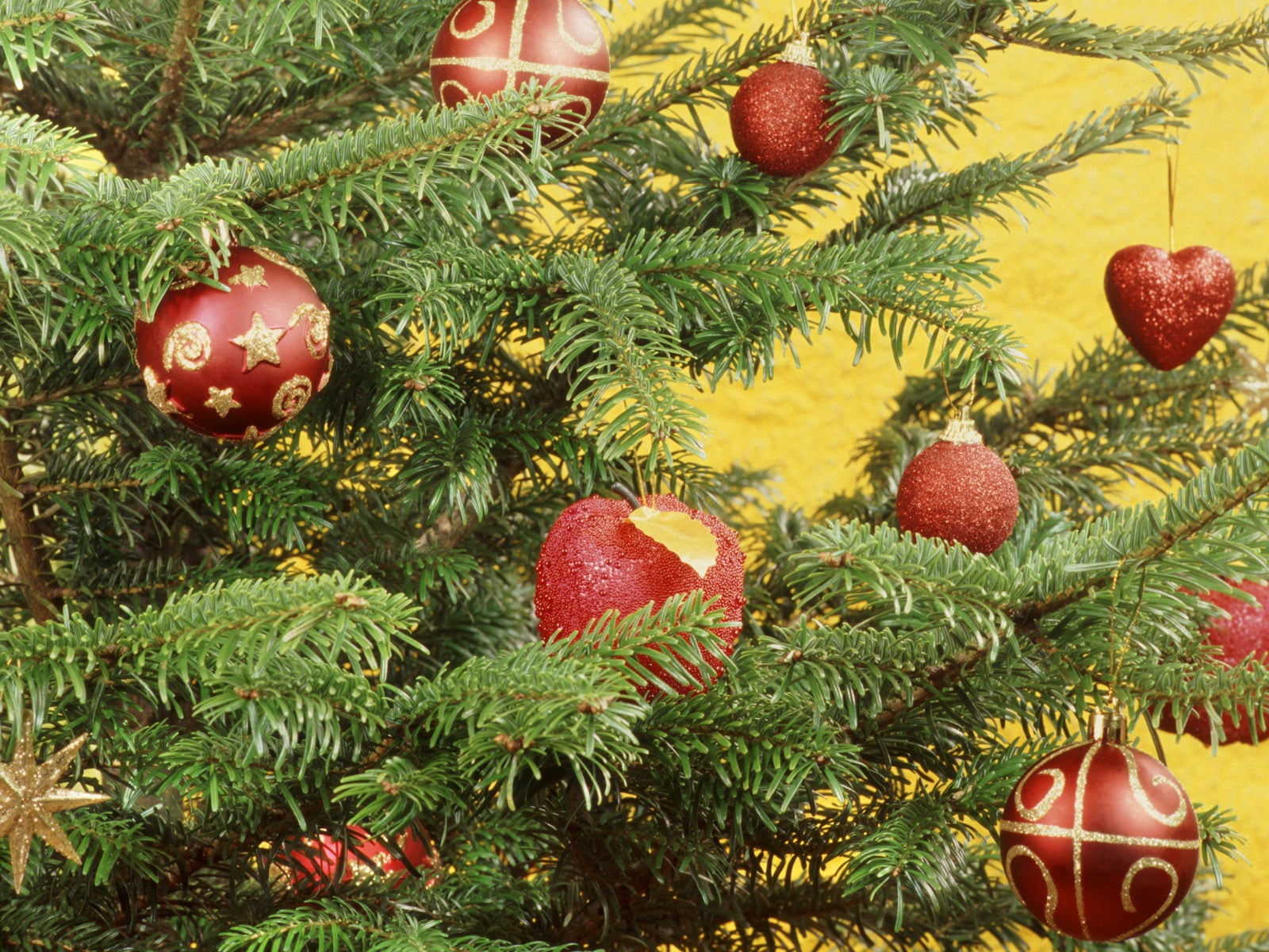 green Color, ornaments, religion, decorating, plant, ornate, close-up, year, nature, food and drink, christmas Tree, gift, holiday, christmas, evergreen Tree, HD Wallpaper