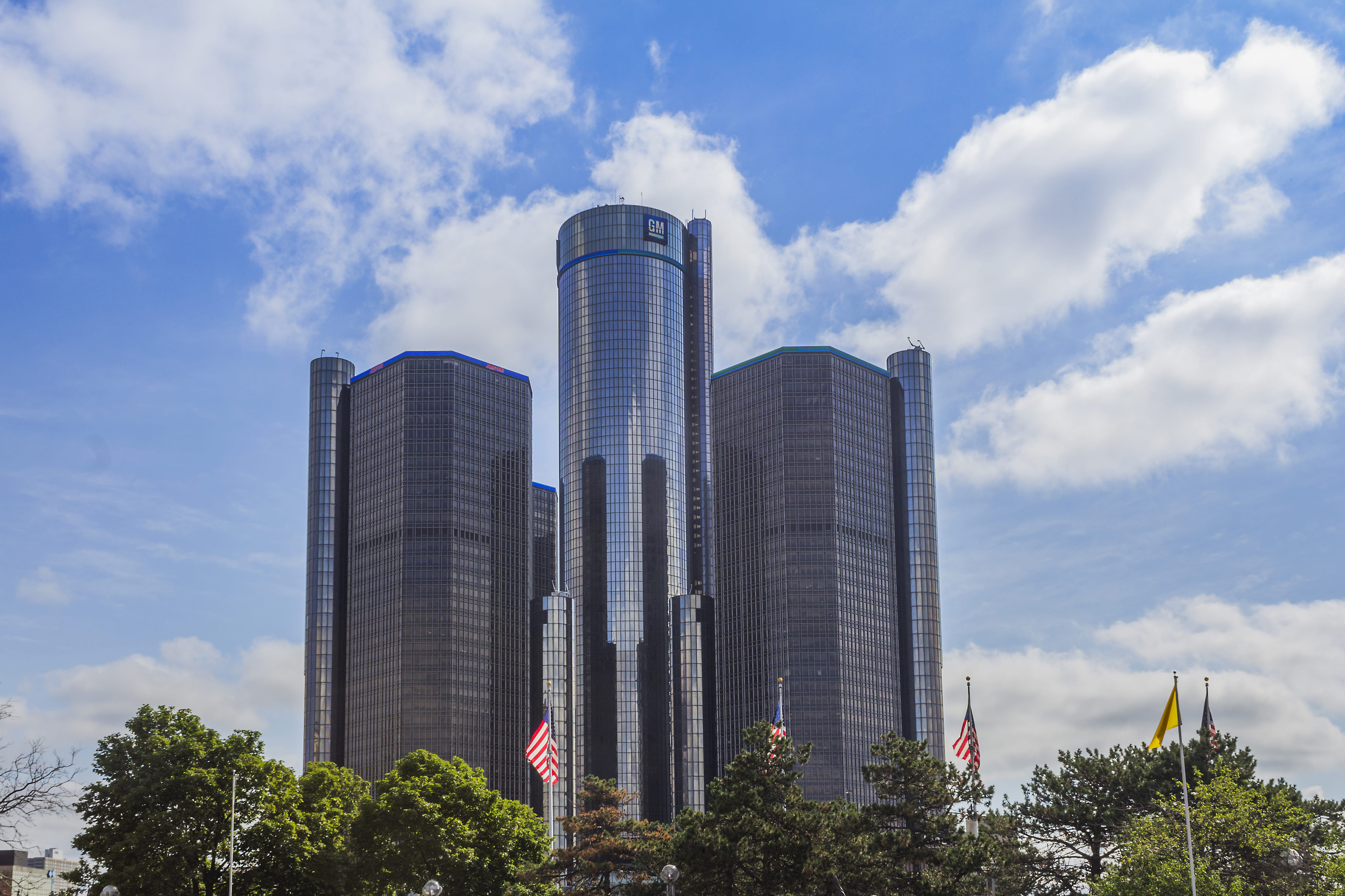 office building exterior, outdoors, skyscraper, office, tower, day, nature, city, generalmotors, tree, architecture, gm, modern, daylight, cities, motown, HD Wallpaper