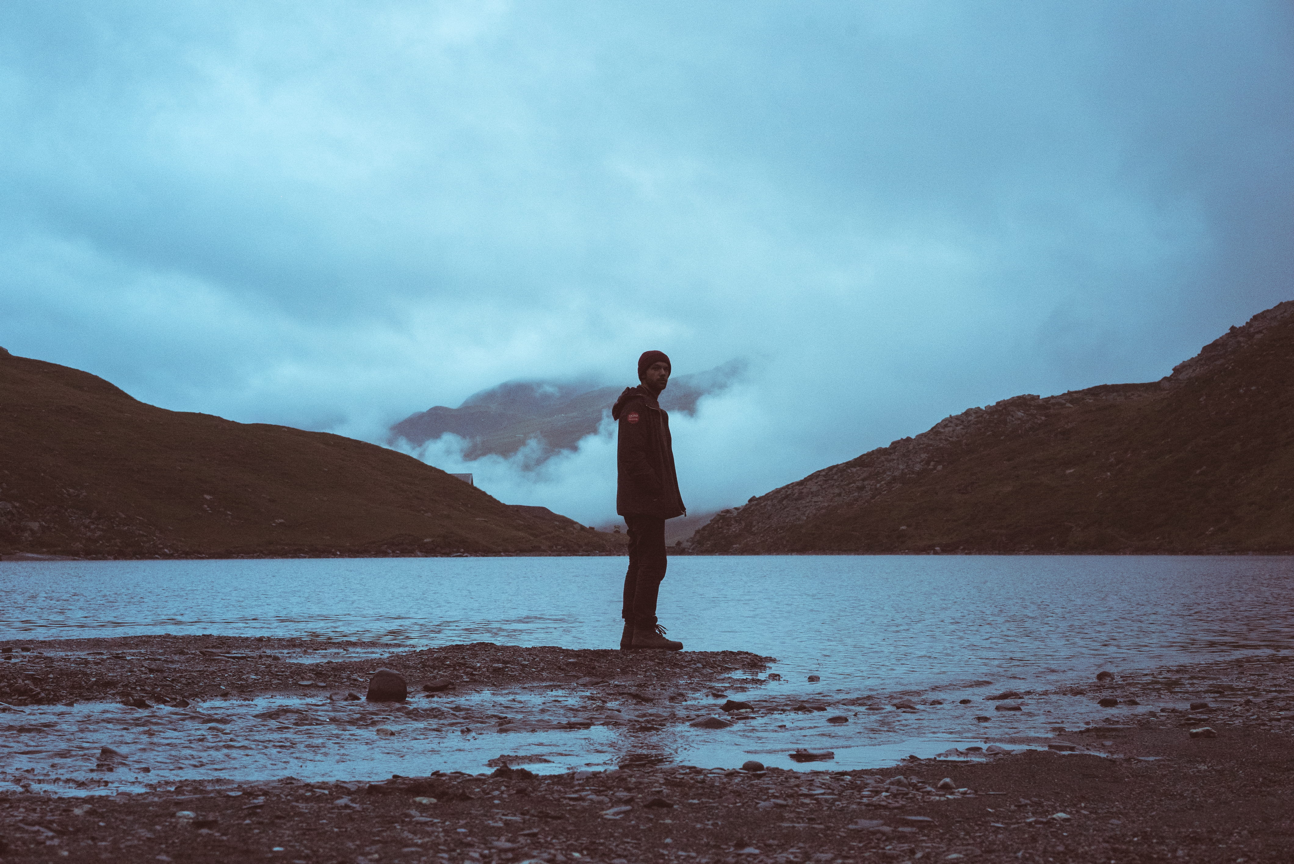 land, full length, people, cloud - sky, nature, yoga, sports, coast, fitness, standing, human, mountain, water, real people, man, ocean, lake, shoreline, HD Wallpaper