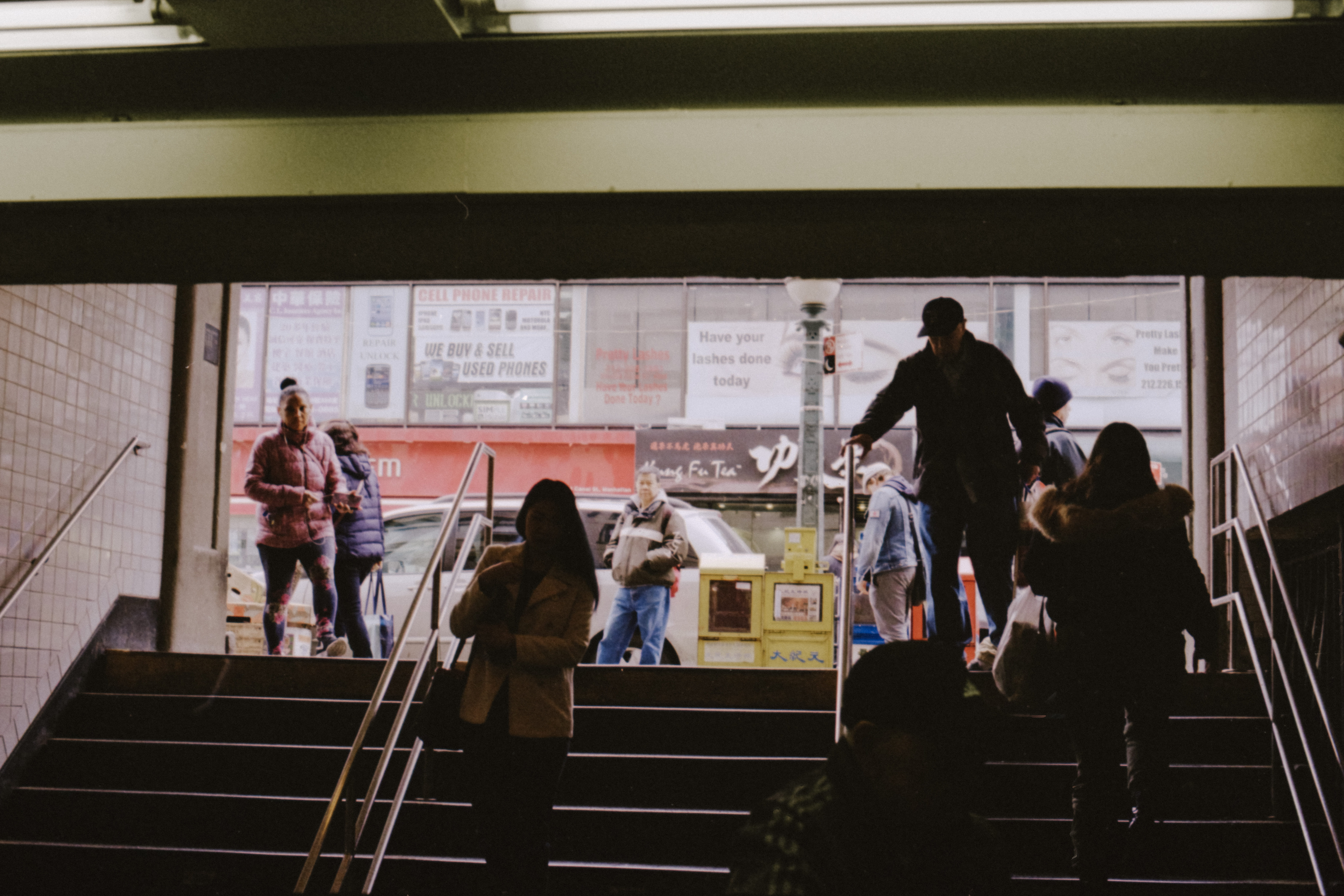 transportation, banister, 8K, apparel, lcd screen, standing, waiting, group of people, clothing, overcoat, monitor, room, human, public transportation, HD Wallpaper