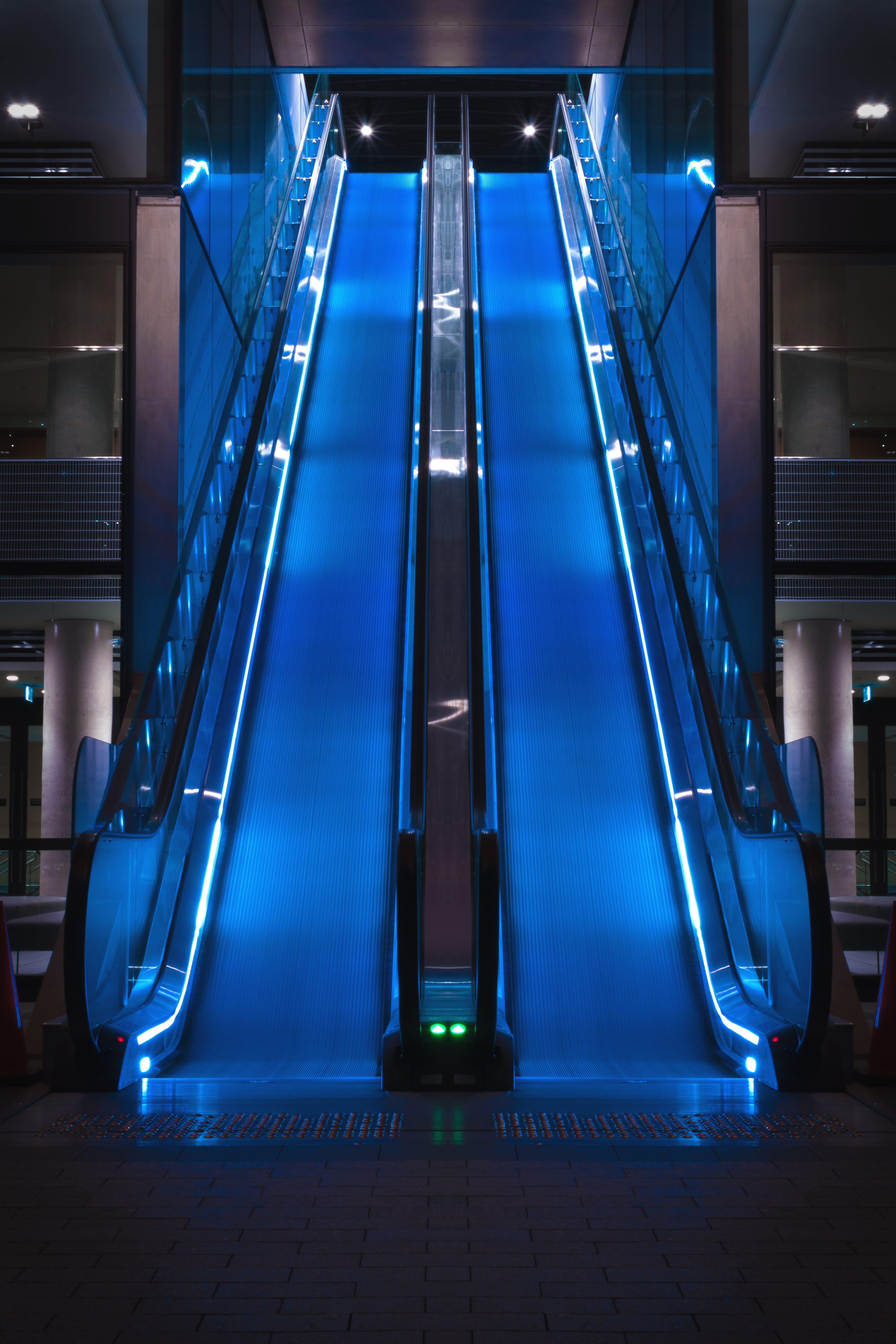 fade, futuristic, empty, technology, urban, transportation, illuminated, urbanscapes, lights, convenience, the way forward, staircase, absence, 4K, blue, Phone HD Wallpaper