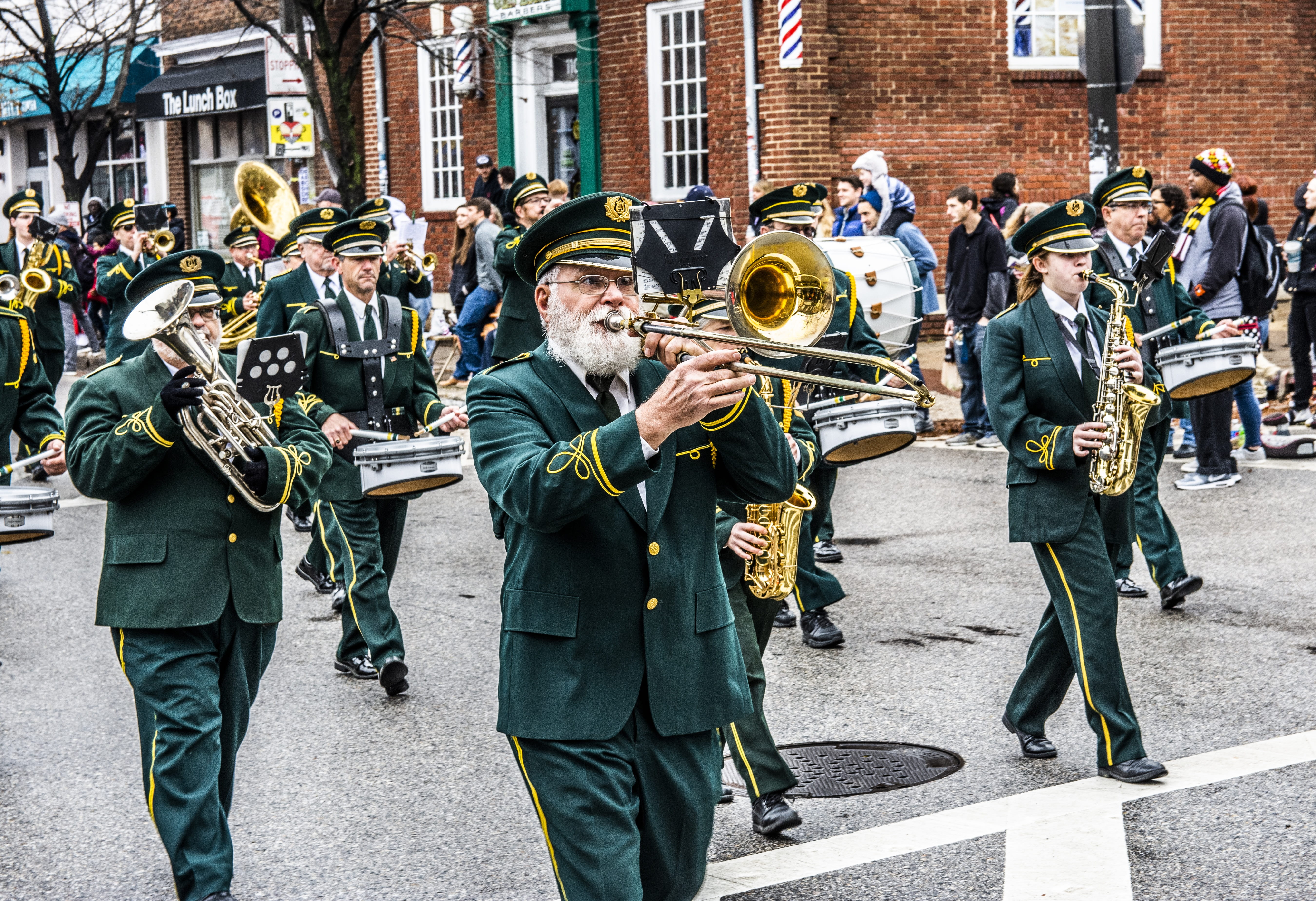 pugh, uniform, street, government, crowd, 5K, arts culture and entertainment, urban, outdoors, hampden, city, brass, band, architecture, group of people, HD Wallpaper
