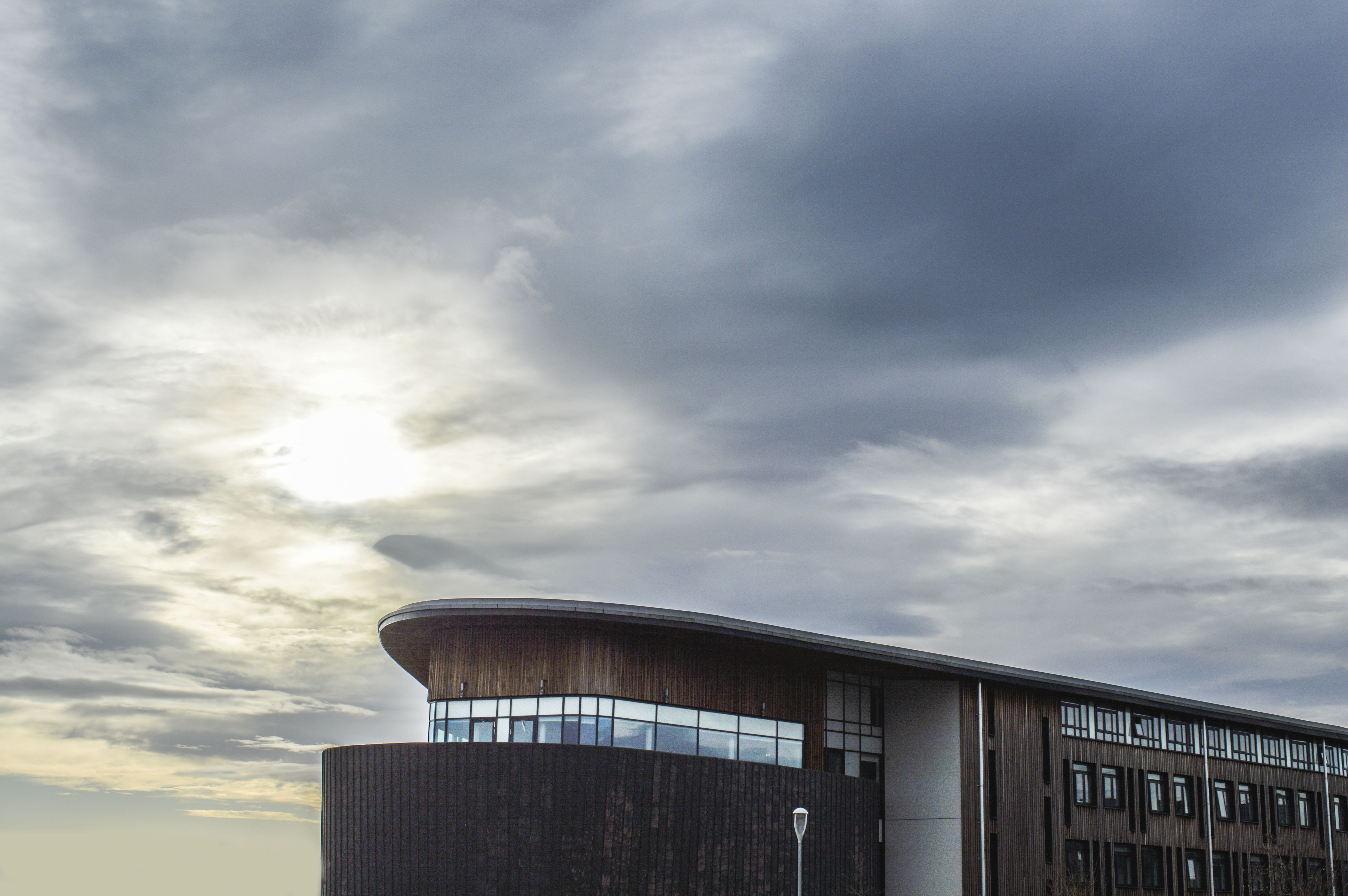 architecure, overcast, campu, building, brown, modern, wood work, day, nature, gray, cloud - sky, built structure, light, city, university, cloudy, wood, HD Wallpaper