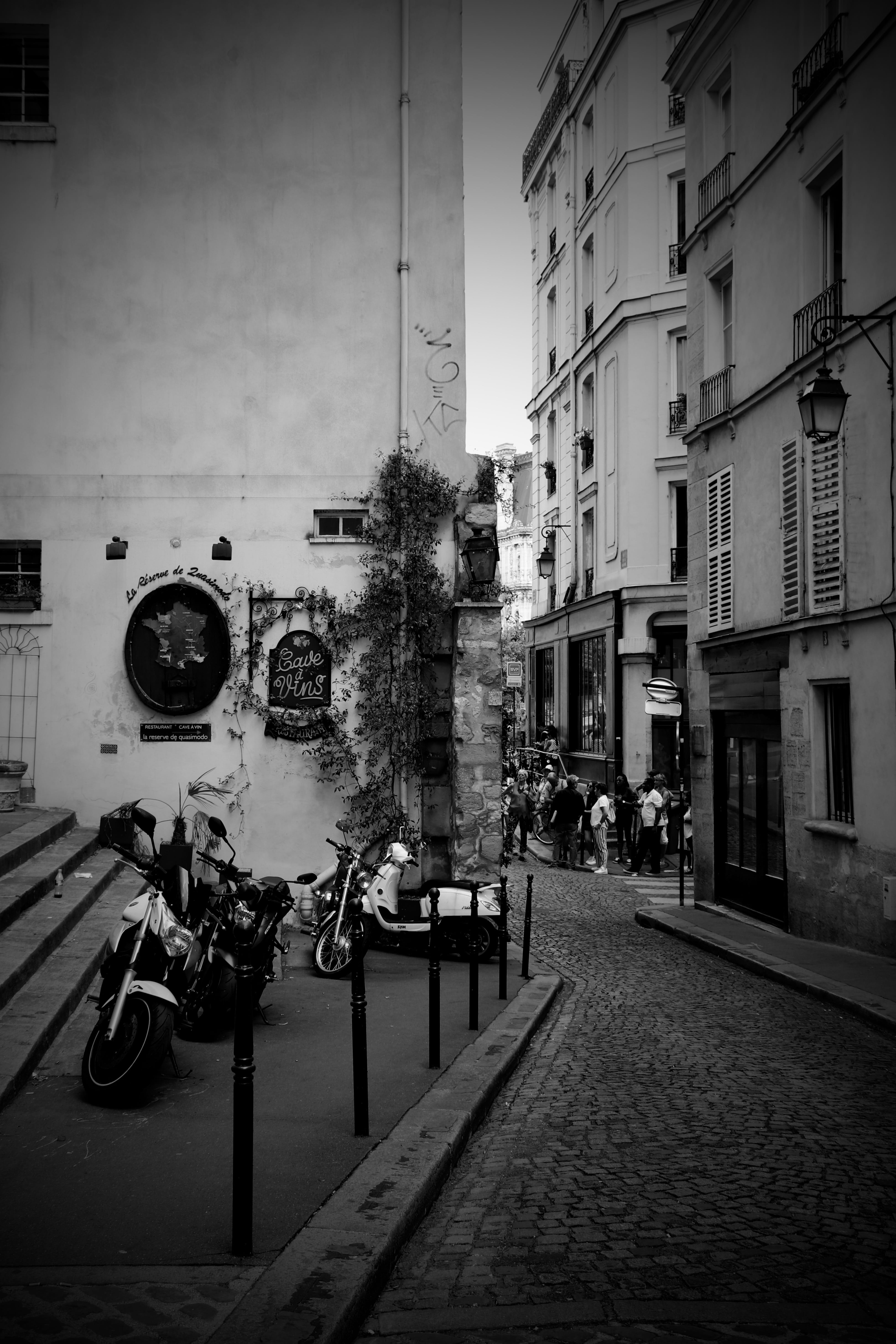 town, cobblestone street, built structure, nature, transportation system, stairs, land vehicle, 5K, road, daytime, outdoors, urban, street, vehicles, black and-white, Phone HD Wallpaper