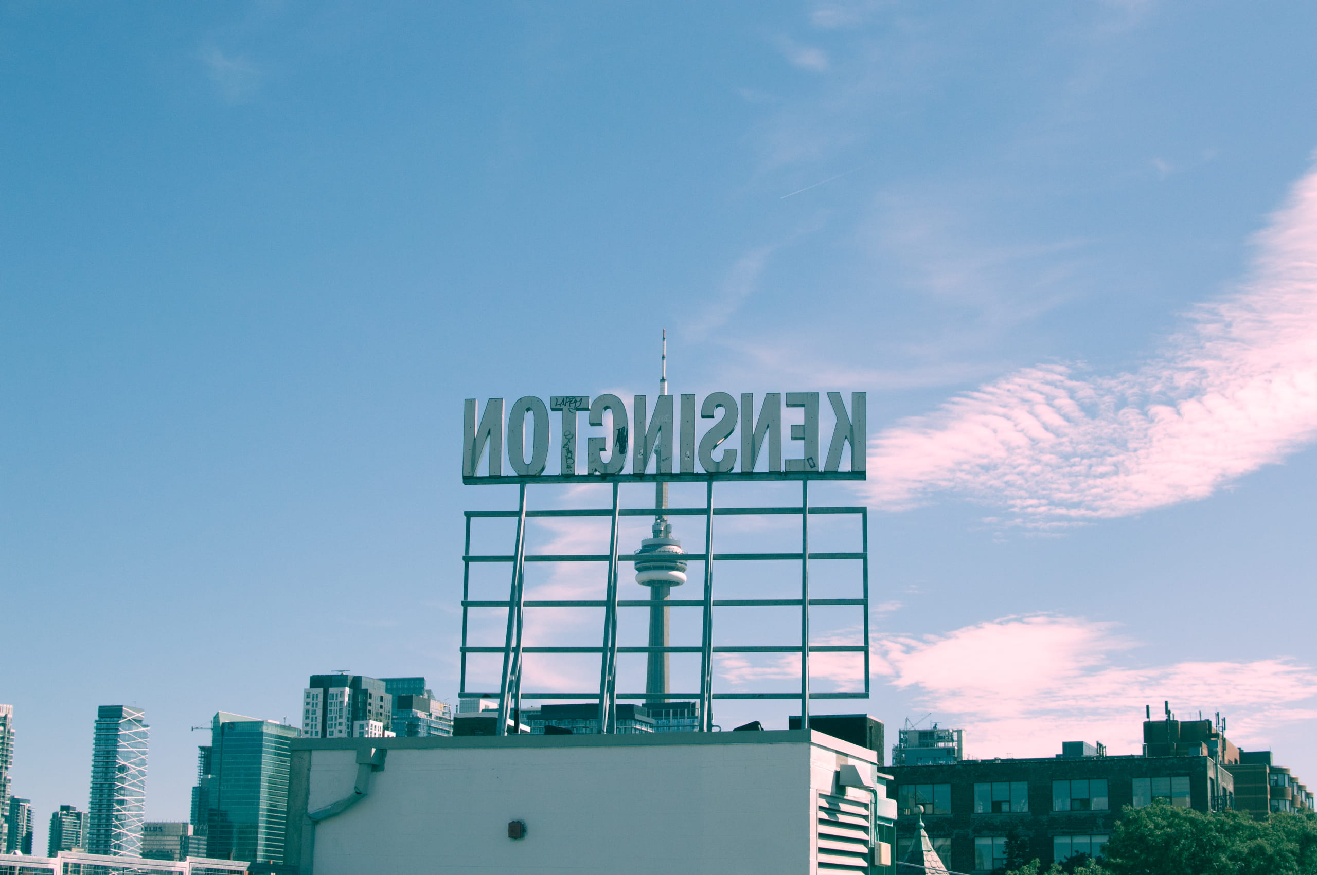 no people, modern, cn tower, blue skies, western script, text, office building exterior, city, kensington market, built structure, building, 2K, outdoors, HD Wallpaper