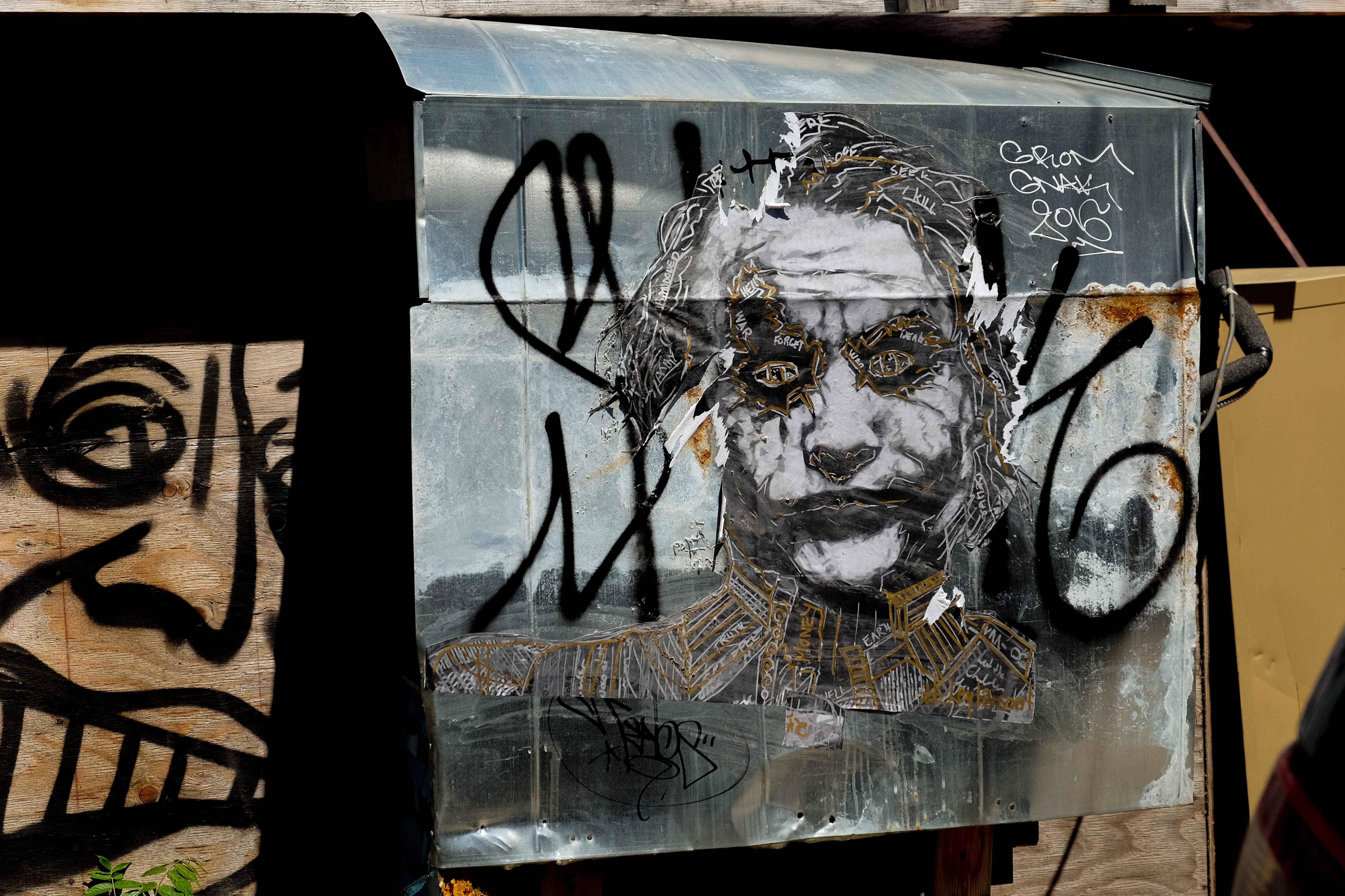 female likeness, street art, transparent, creativity, text, canada, communication, architecture, no people, joker, transfer print, batman, outdoors, representation, HD Wallpaper