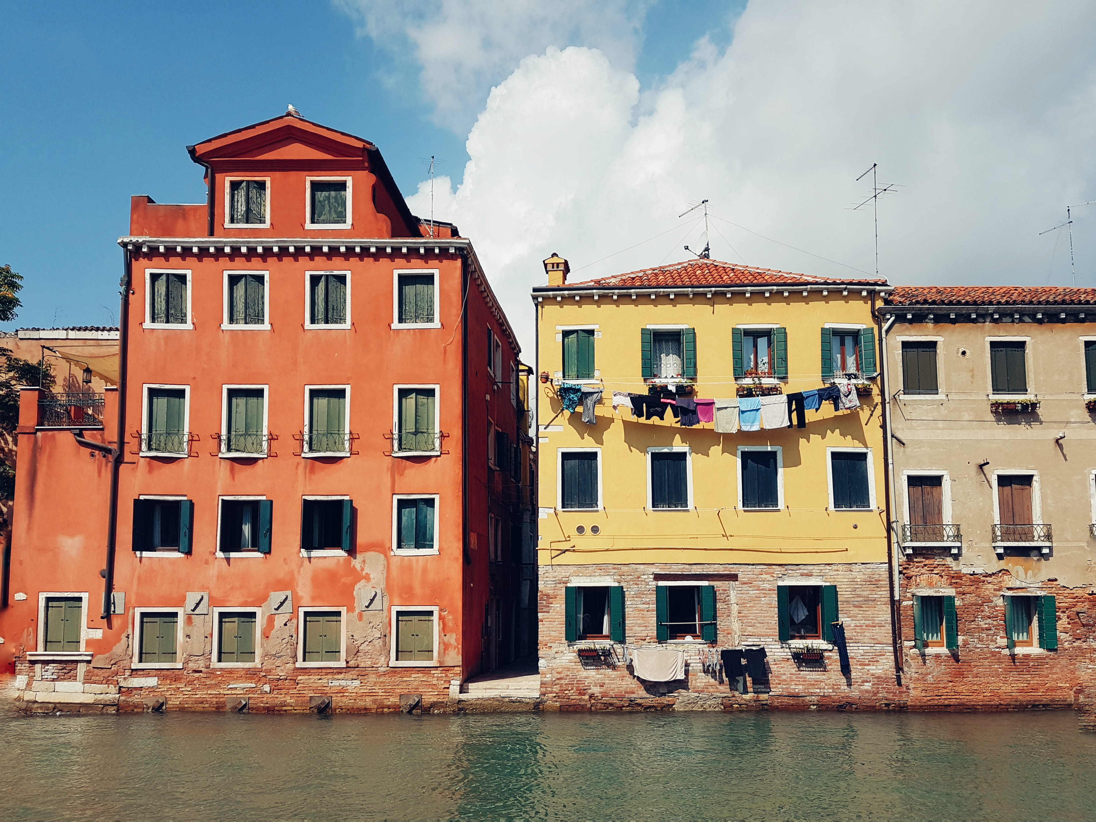 photography, residential building, river, colorful, town, buildings, no people, building, architecture, cloud - sky, nature, row house, outdoors, cityscape, HD Wallpaper