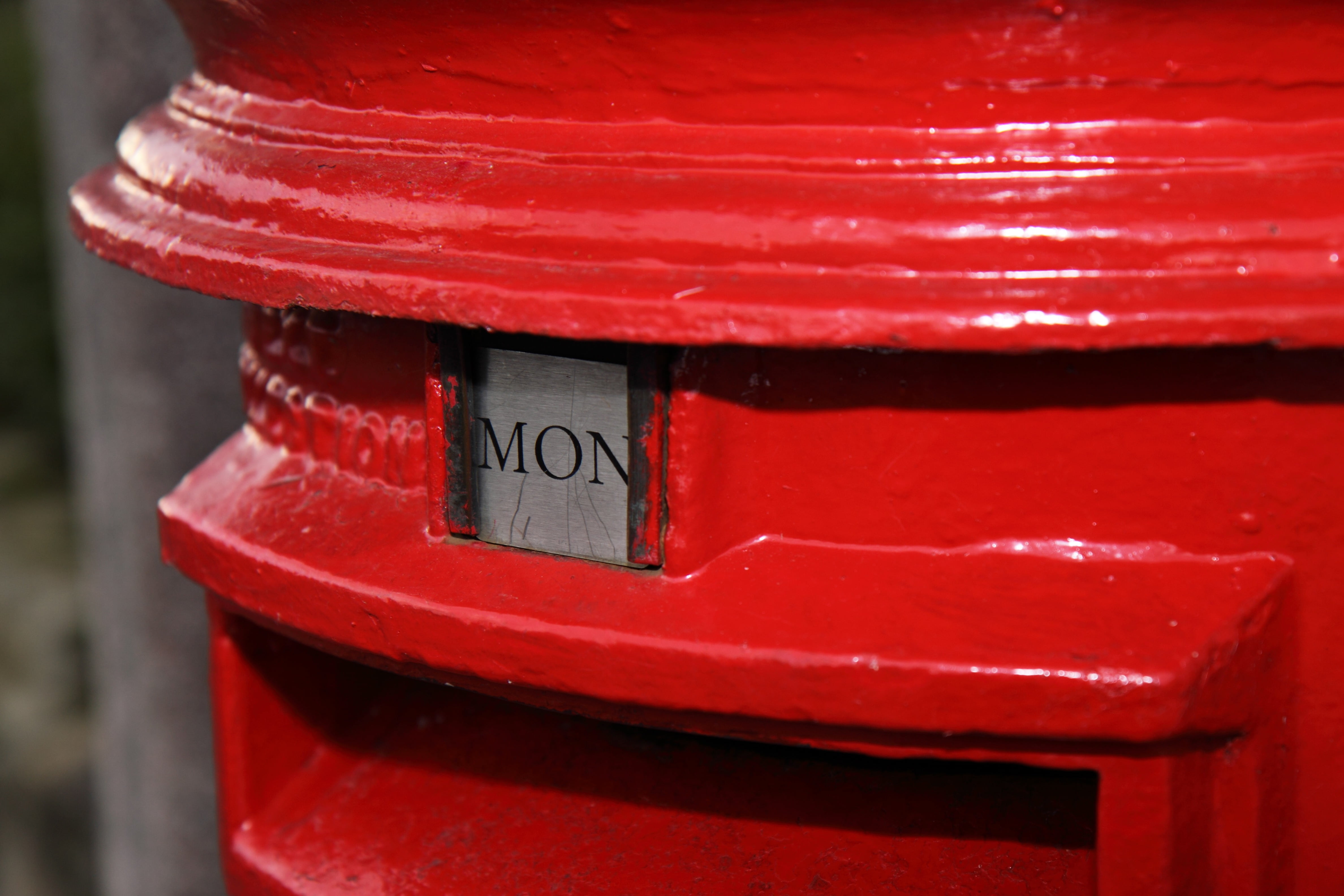 4K, close-up, mail, british, monday, text, metal, man made, public mailbox, western script, red, architecture, single object, sending, correspondence, HD Wallpaper