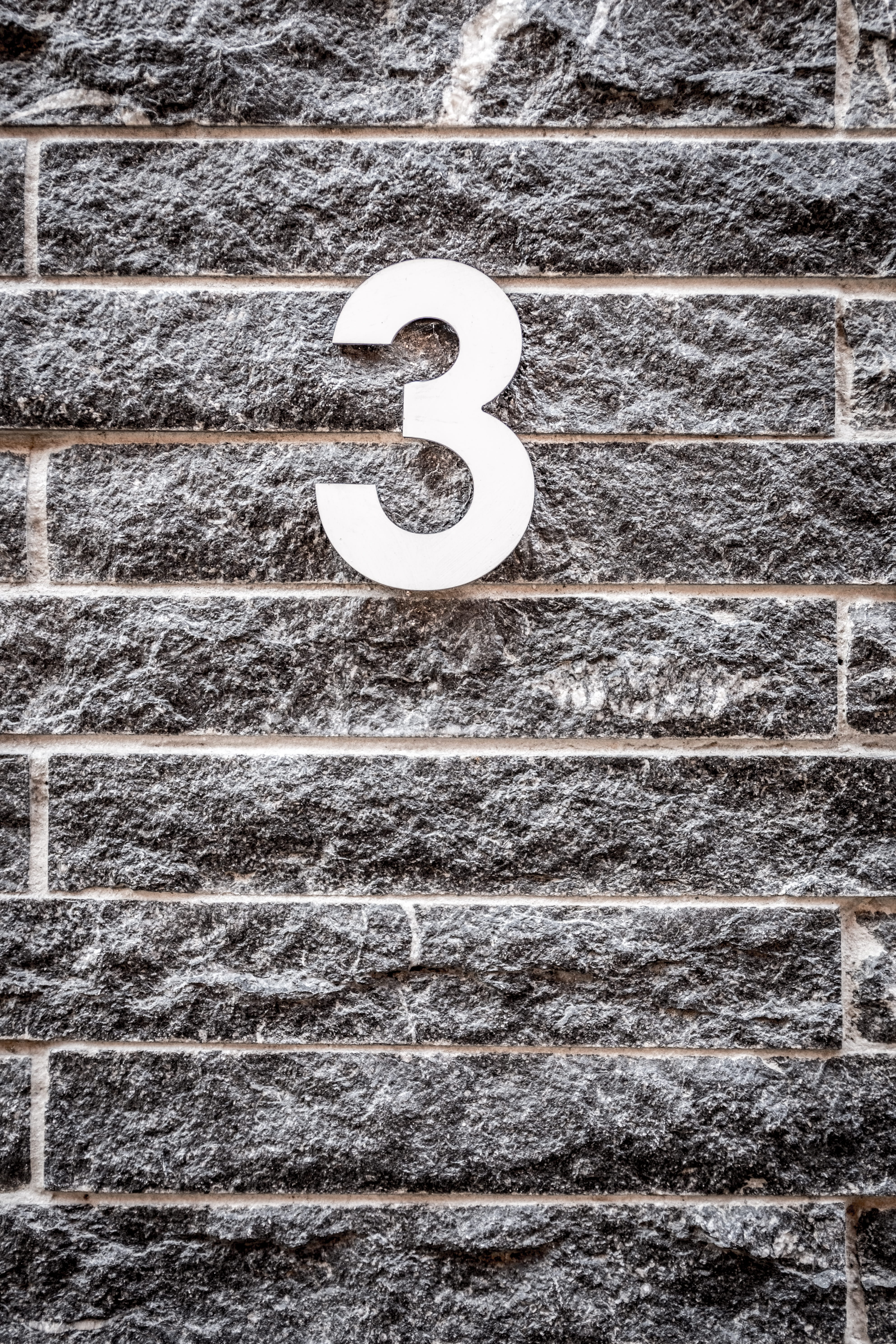 architecture, communication, business, 37, concept, macro, white color, address, outdoors, 5K, wall, numbers, metal, close-up, number, design, brick wall, Phone HD Wallpaper
