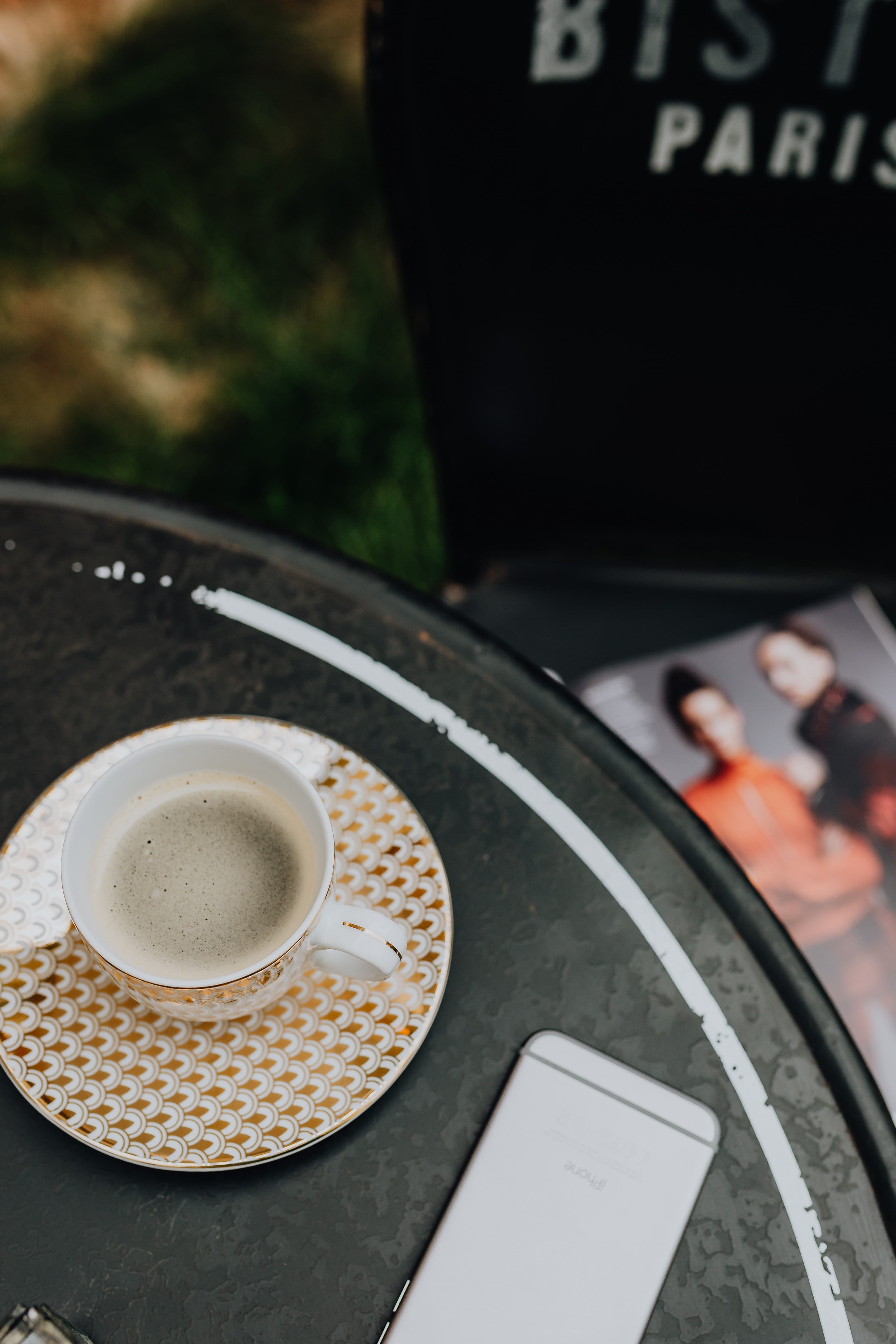 still life, tray, refreshment, outdoors, coffee - drink, cup, coffee, freshness, close-up, indoors, crockery, table, outdoor, cafe, focus on foreground, Phone HD Wallpaper