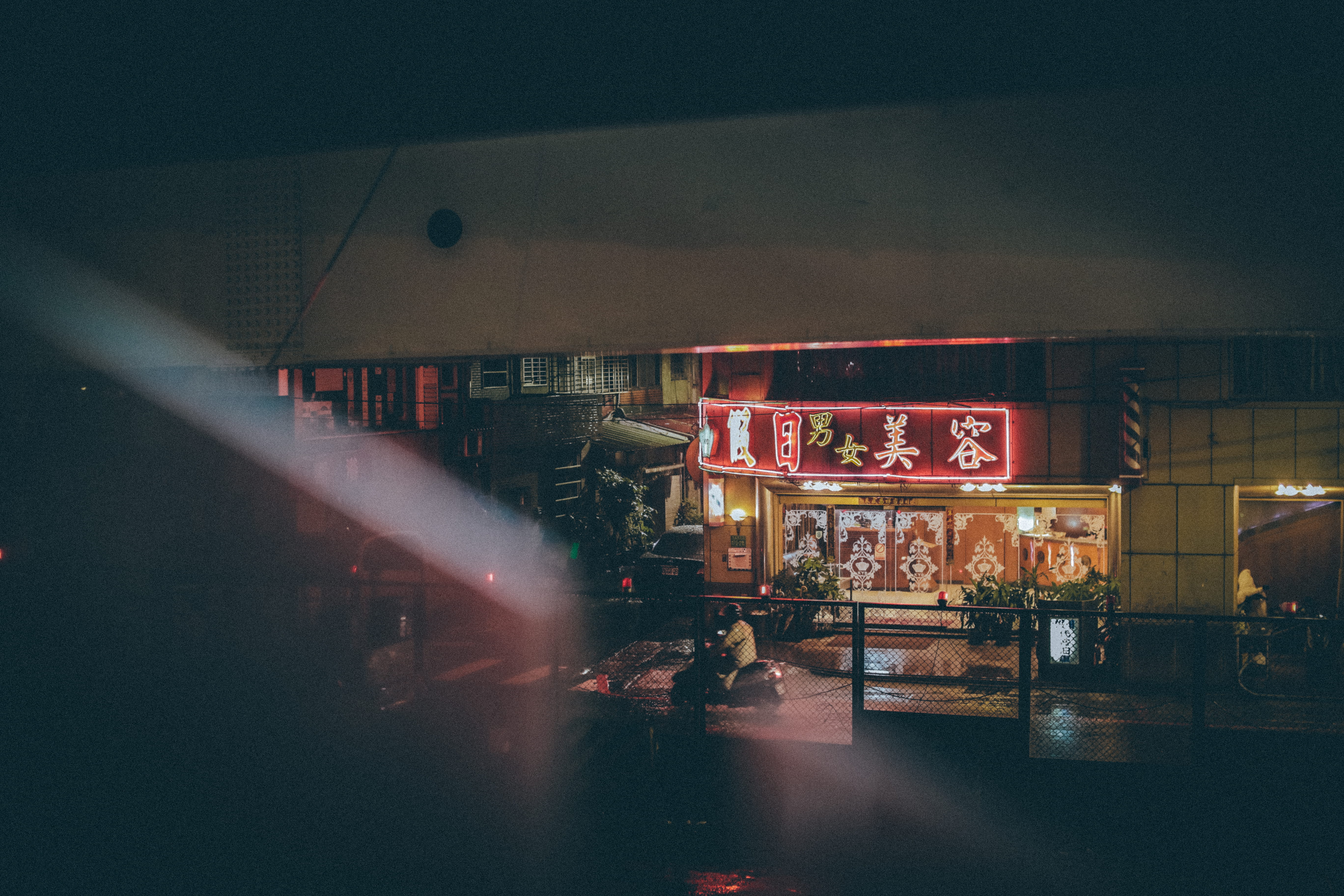 people, food and drink, storefront, person, lights, restaurant, 5K, facade, night, nightlife, architecture, outdoors, street, concession stand, built structure, HD Wallpaper
