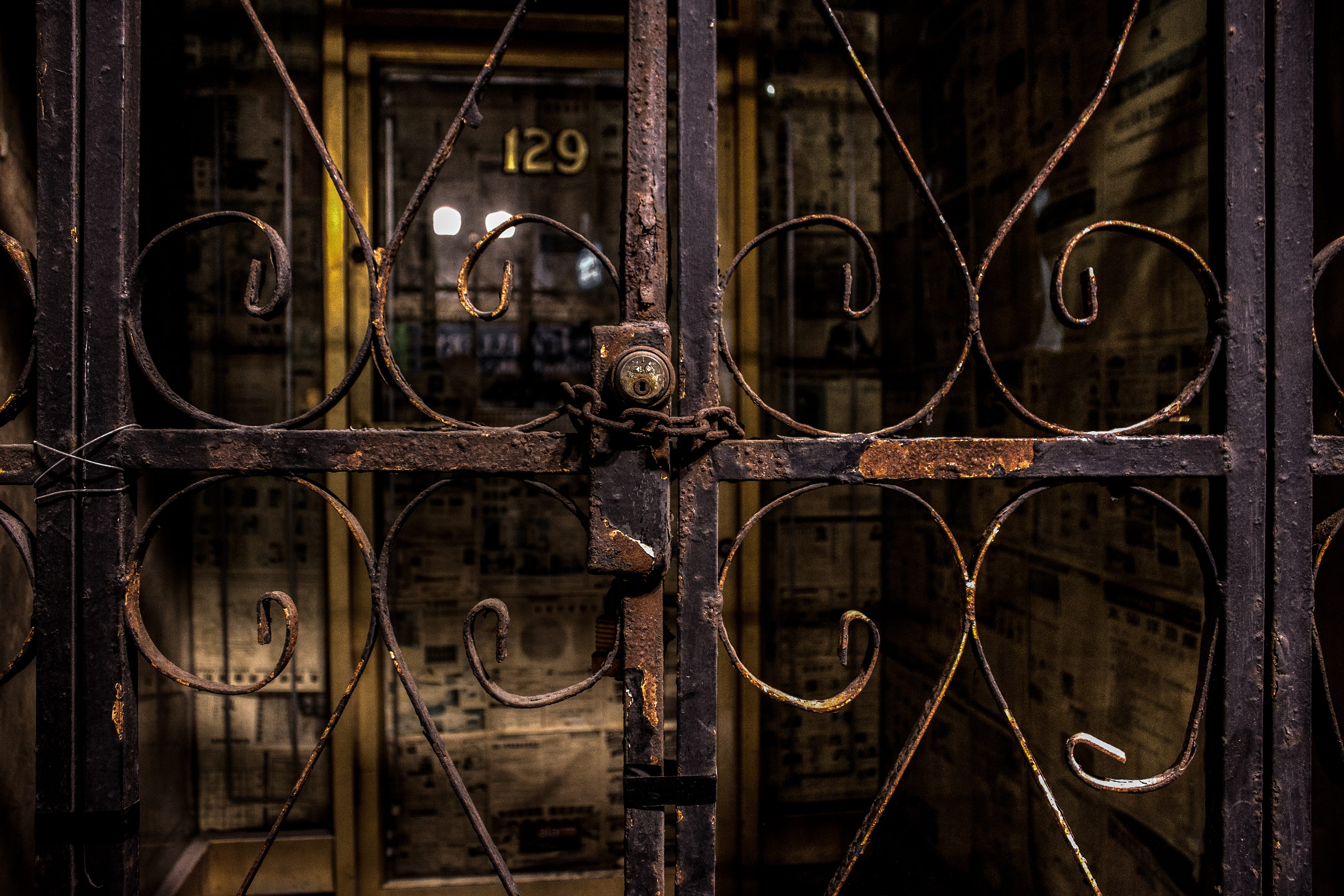 design, architecture, locked, metal, rusted, storefront, indoors, no people, window, connection, factory, store, 4K, texture, closed, built structure, HD Wallpaper