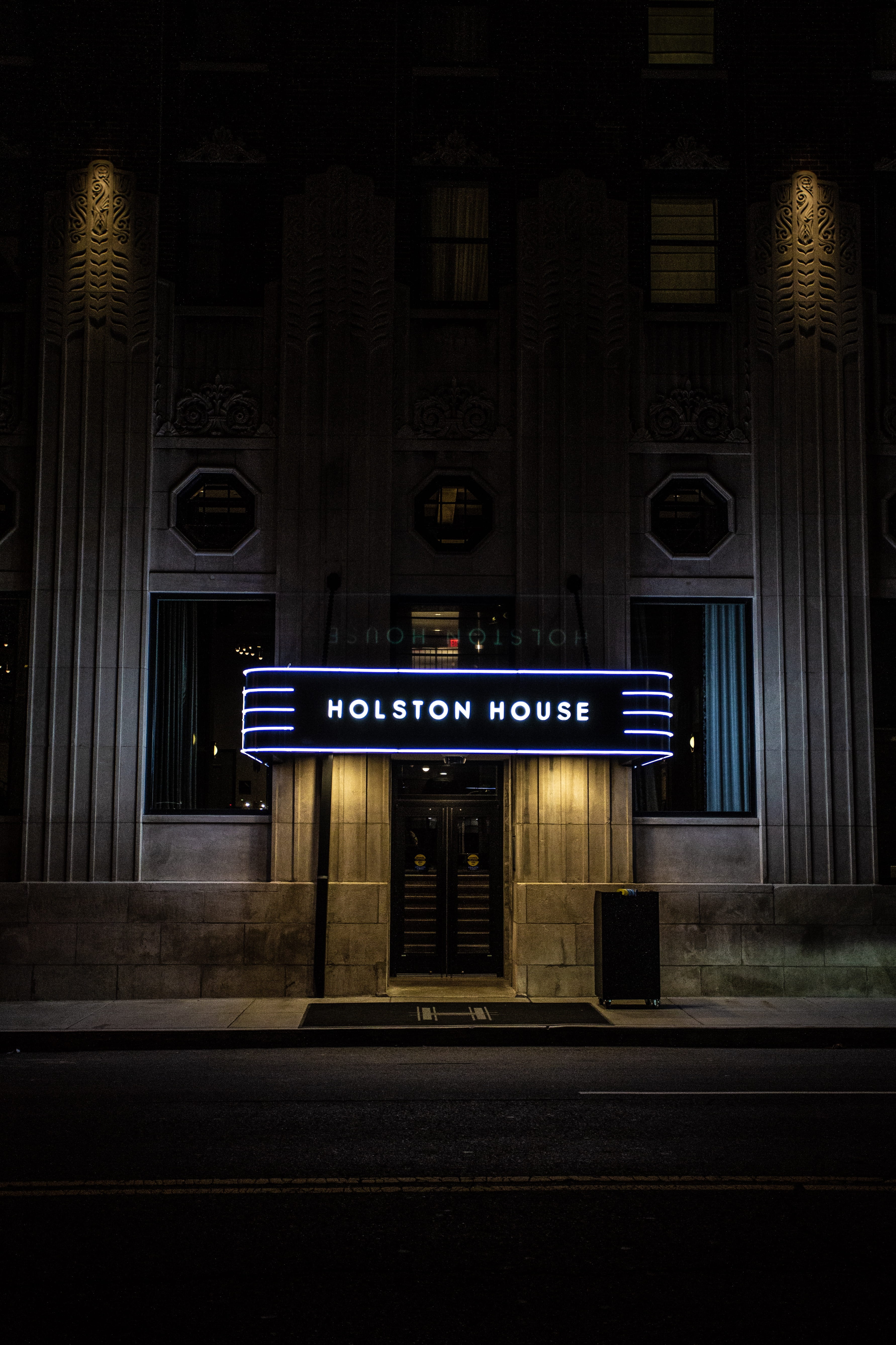outdoors, no people, nashville, facade, direction, communication, 5K, entrance, lighting, text, interior design, indoors, cinema, holston, architecture, Phone HD Wallpaper