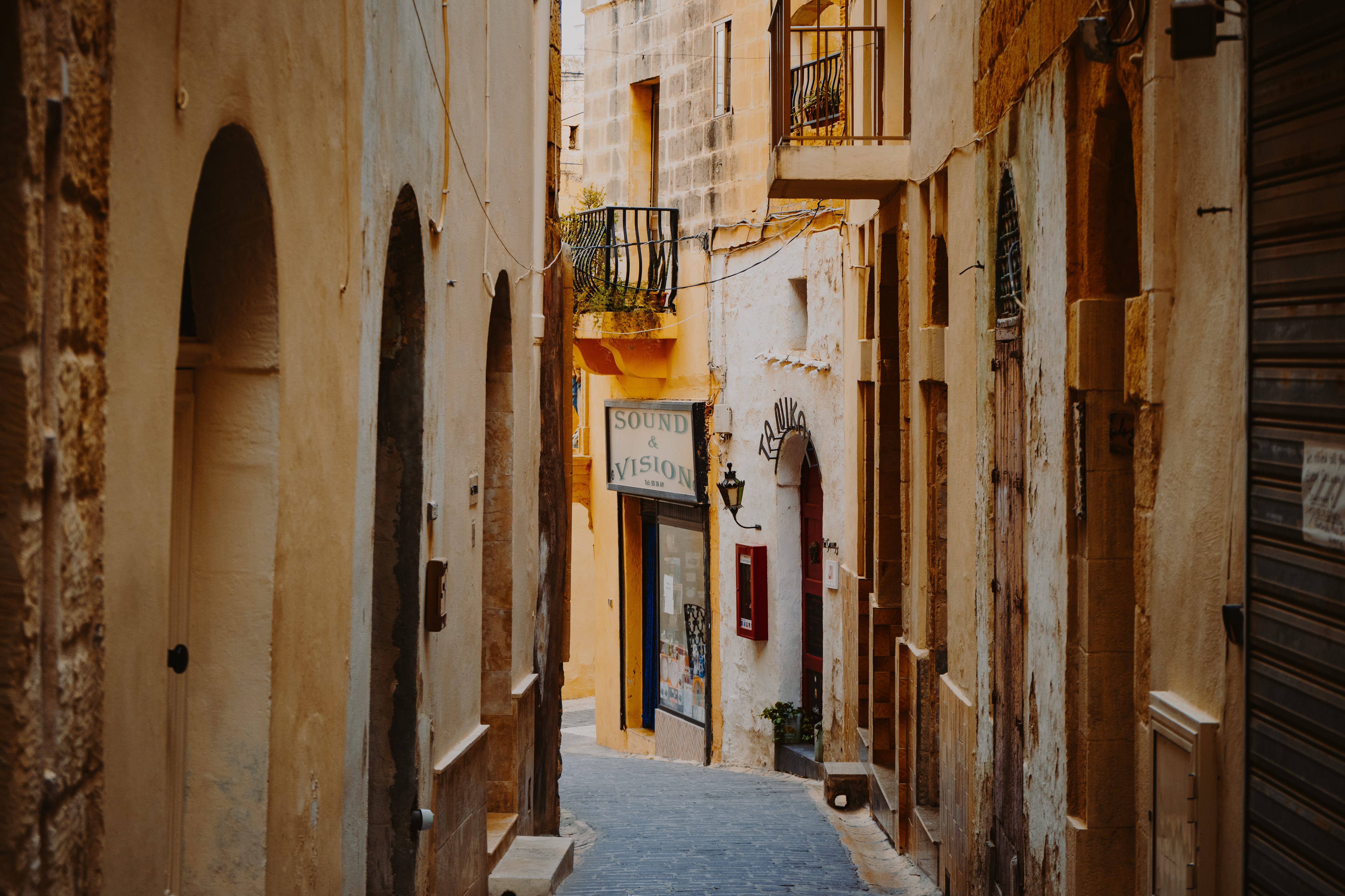 turn, residential Building, travel, wood - Material, city, no People, outdoors, sign, history, tourism, town, malta, residential District, shutter, travel Destinations, HD Wallpaper