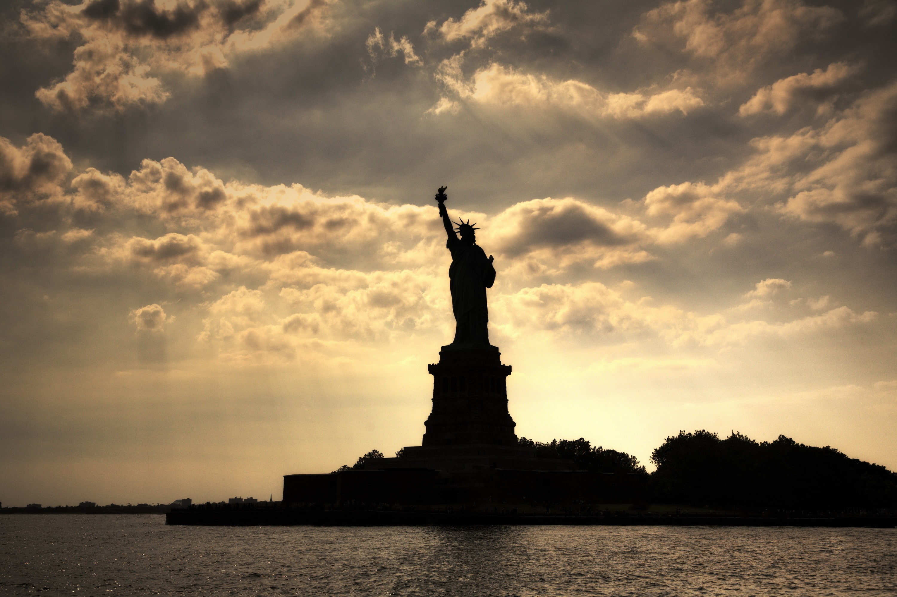2K, Statue of Liberty, New York City, USA, architecture, clouds, HD Wallpaper